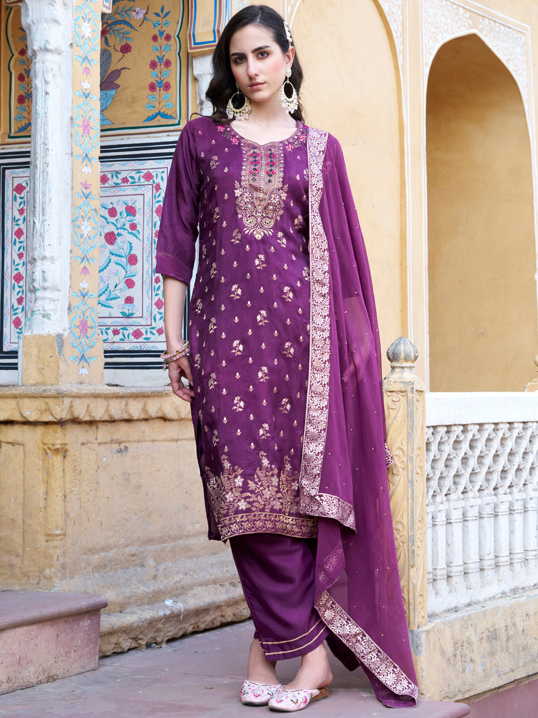VredeVogel Women Kurta and Pant Sets Dupatta Viscose Rayon Silk Blend with Handwork