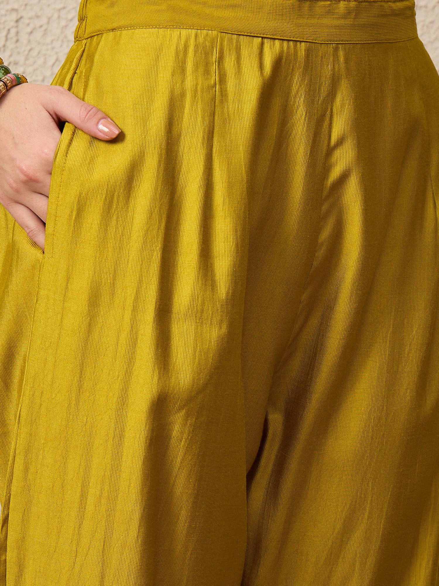 Dhaaga-e-Dil Lemon Women Viscose Rayon suit Set