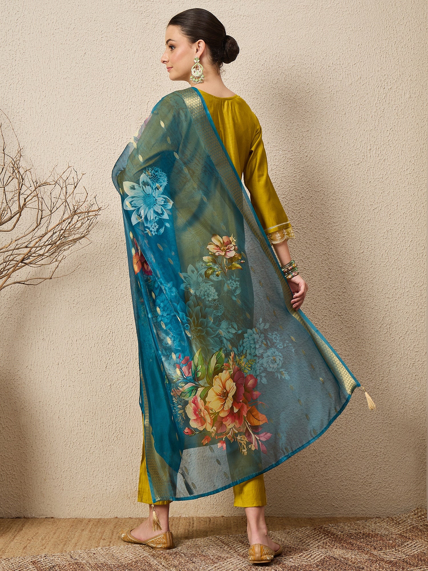 Dhaaga-e-Dil Lemon Women Viscose Rayon suit Set
