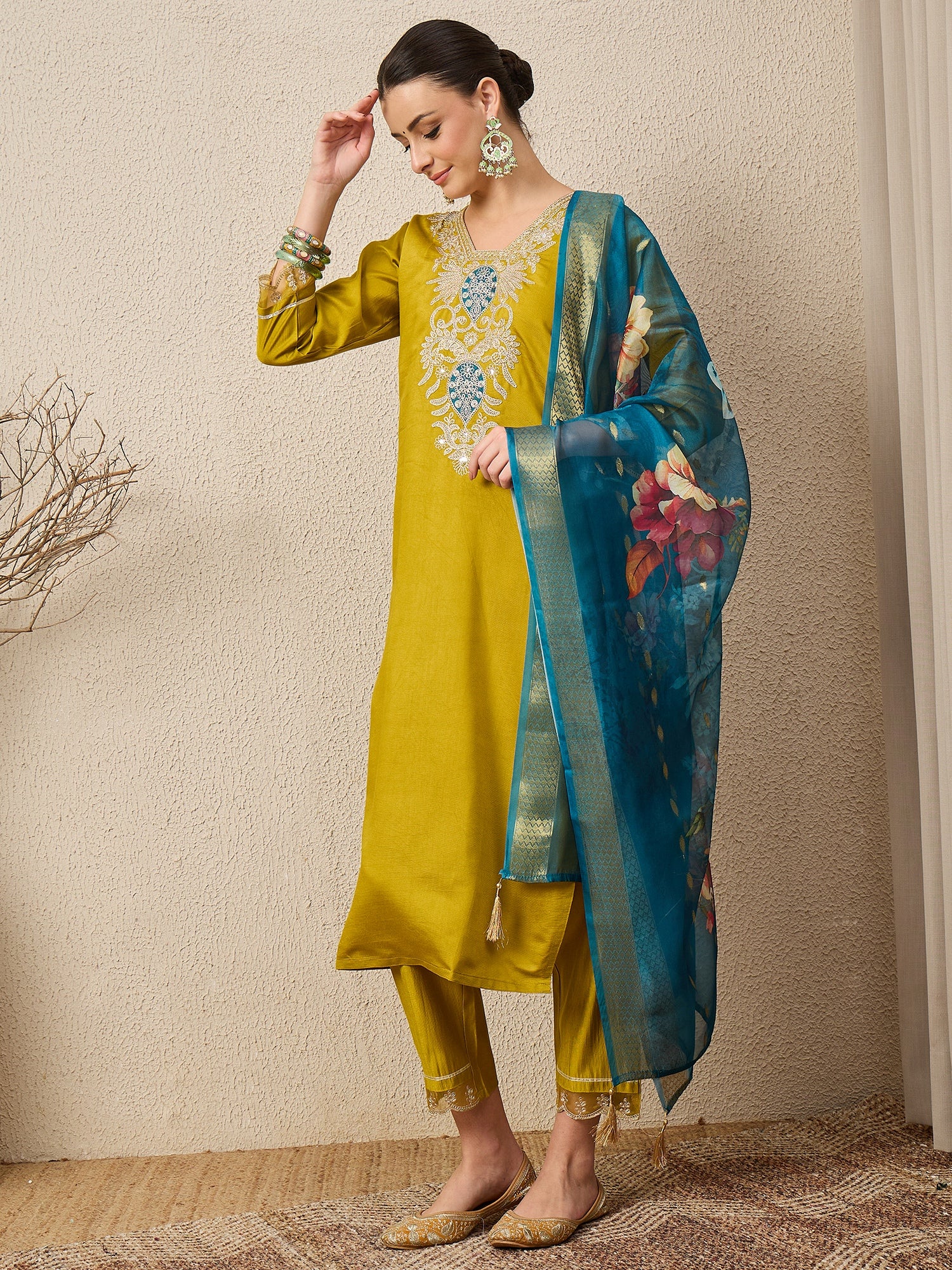 Dhaaga-e-Dil Lemon Women Viscose Rayon suit Set