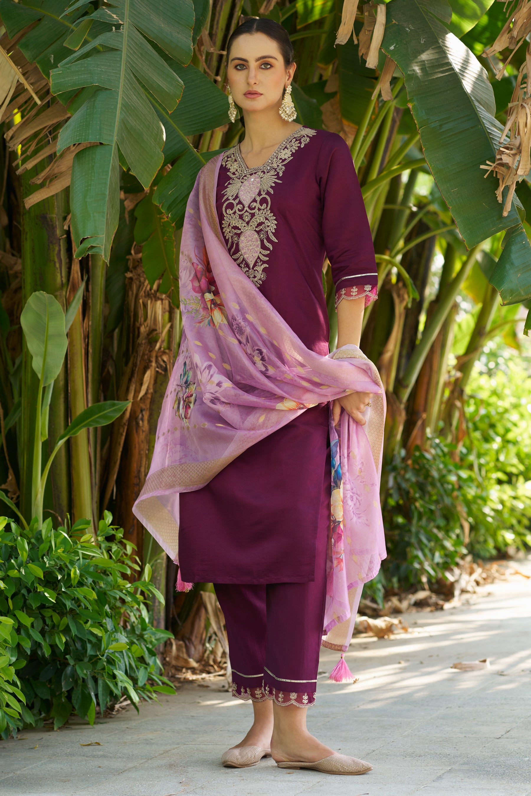 VredeVogel Women Kurta and Pant Viscose Rayon Fabric