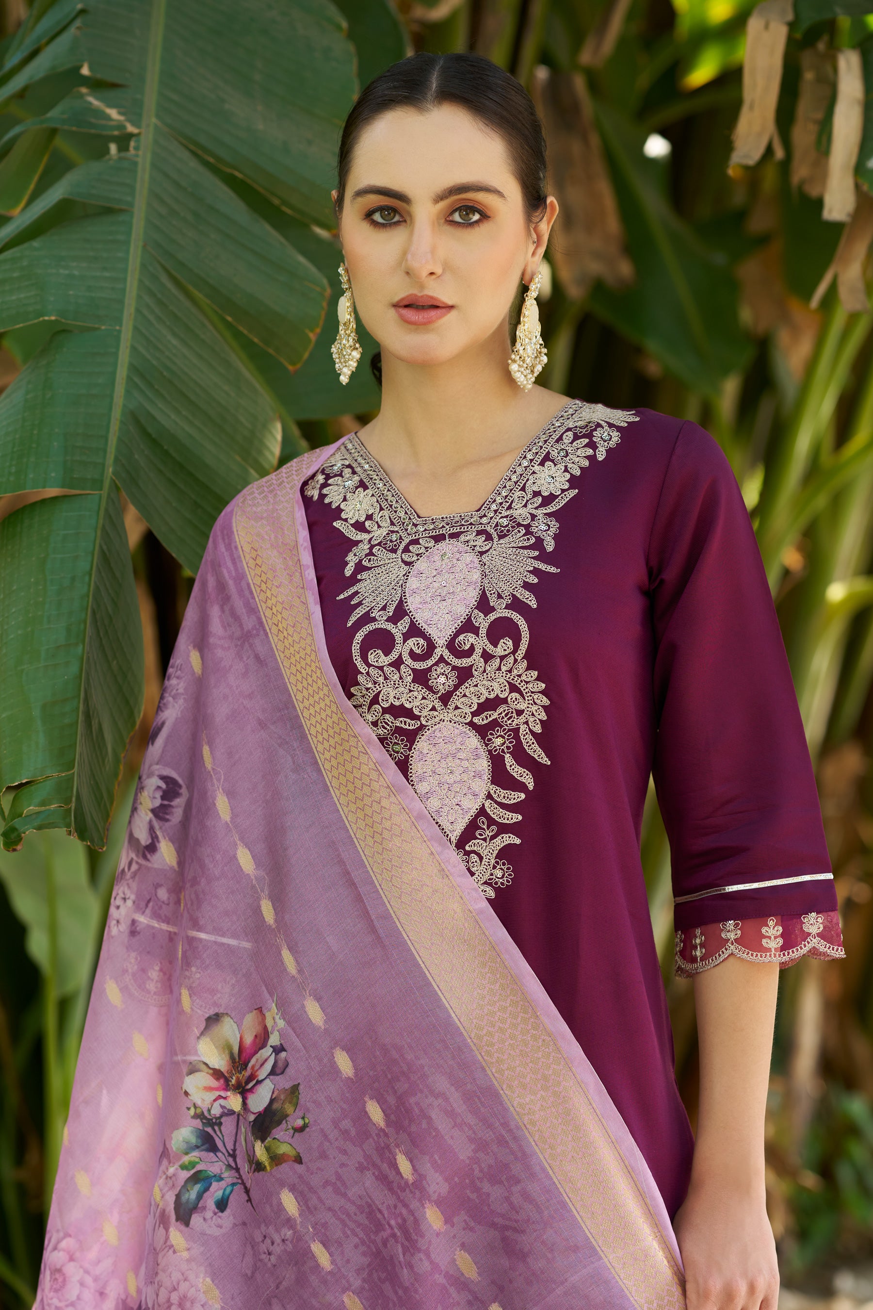 VredeVogel Women Kurta and Pant Viscose Rayon Fabric