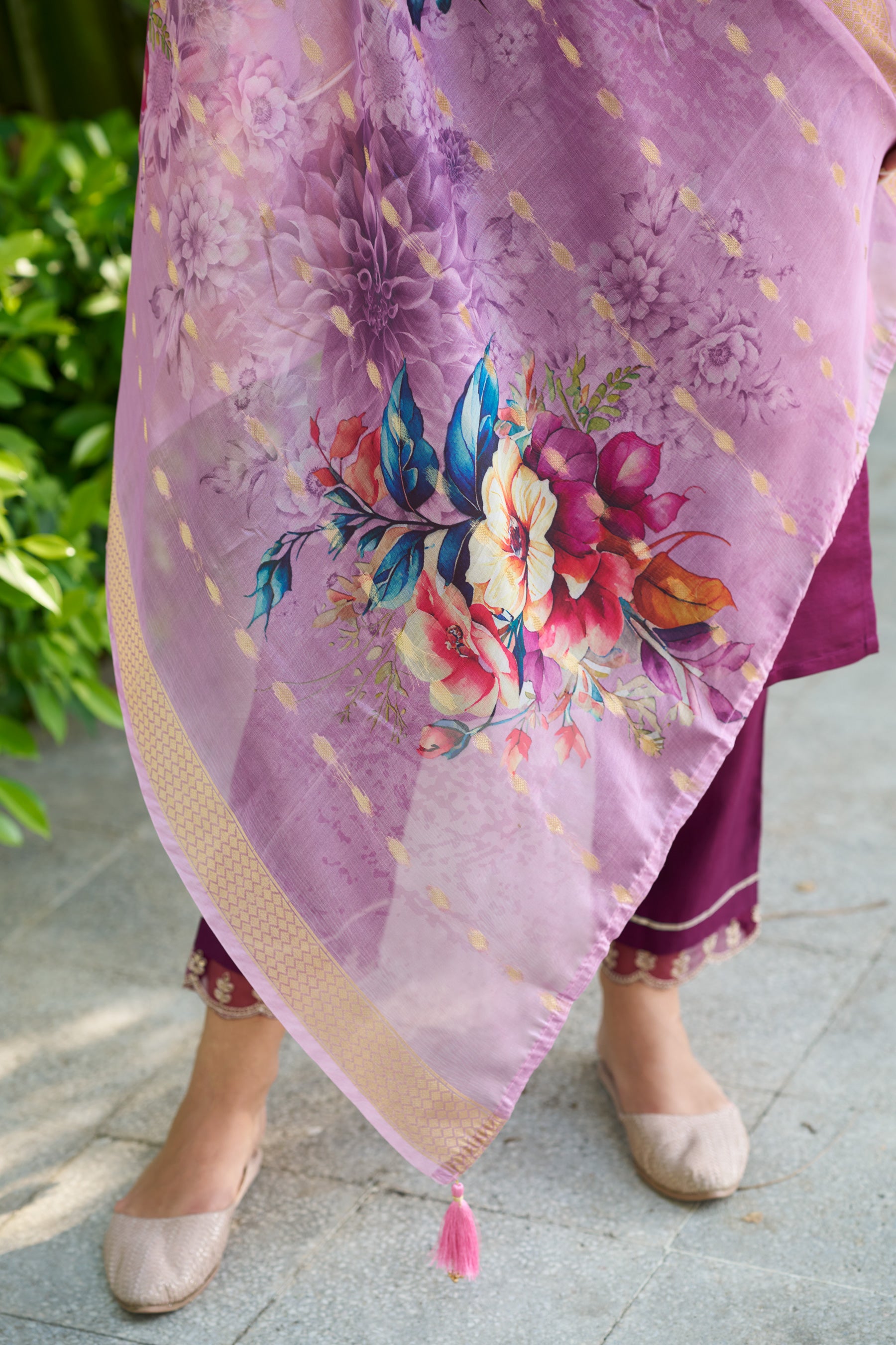 VredeVogel Women Kurta and Pant Viscose Rayon Fabric