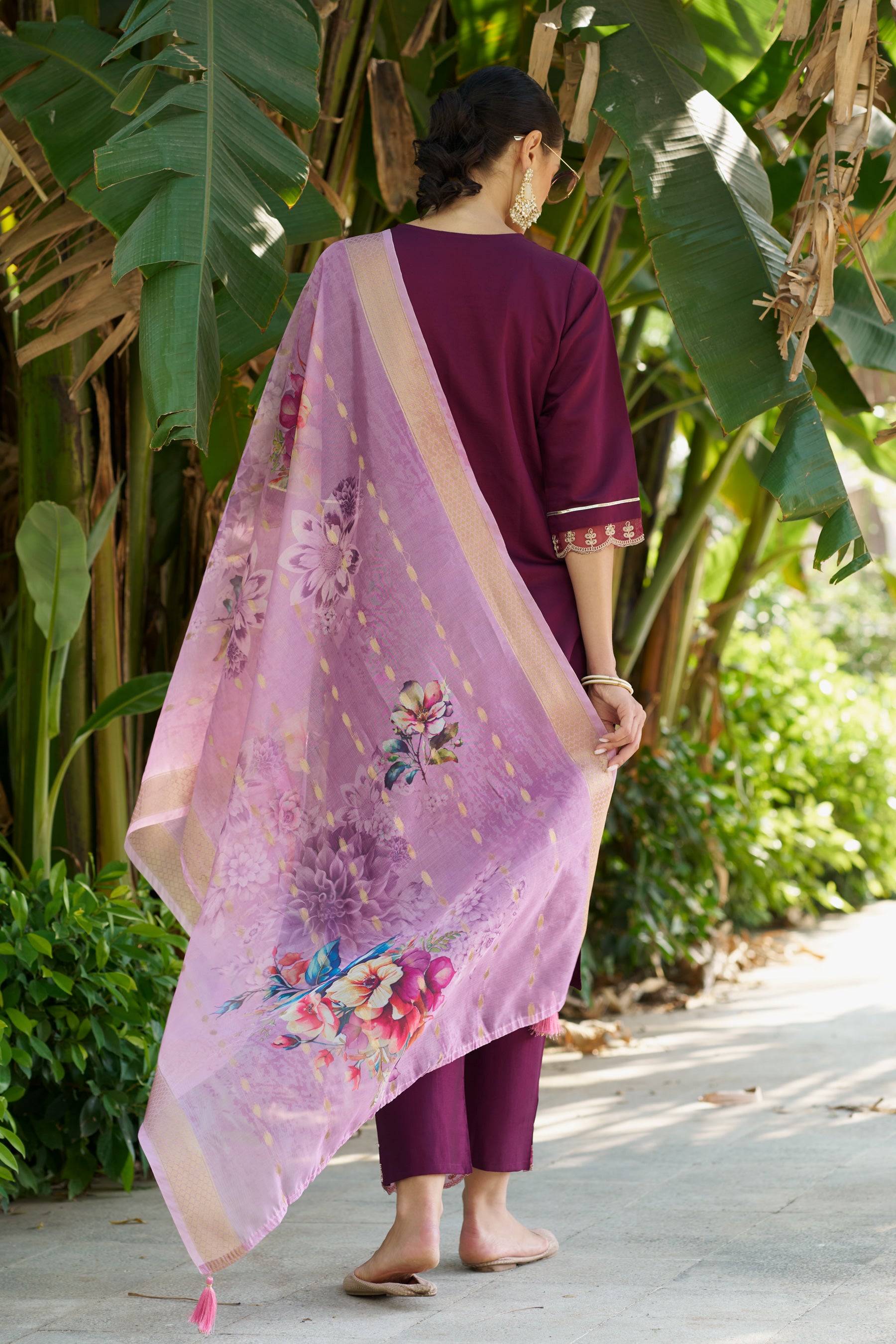 VredeVogel Women Kurta and Pant Viscose Rayon Fabric
