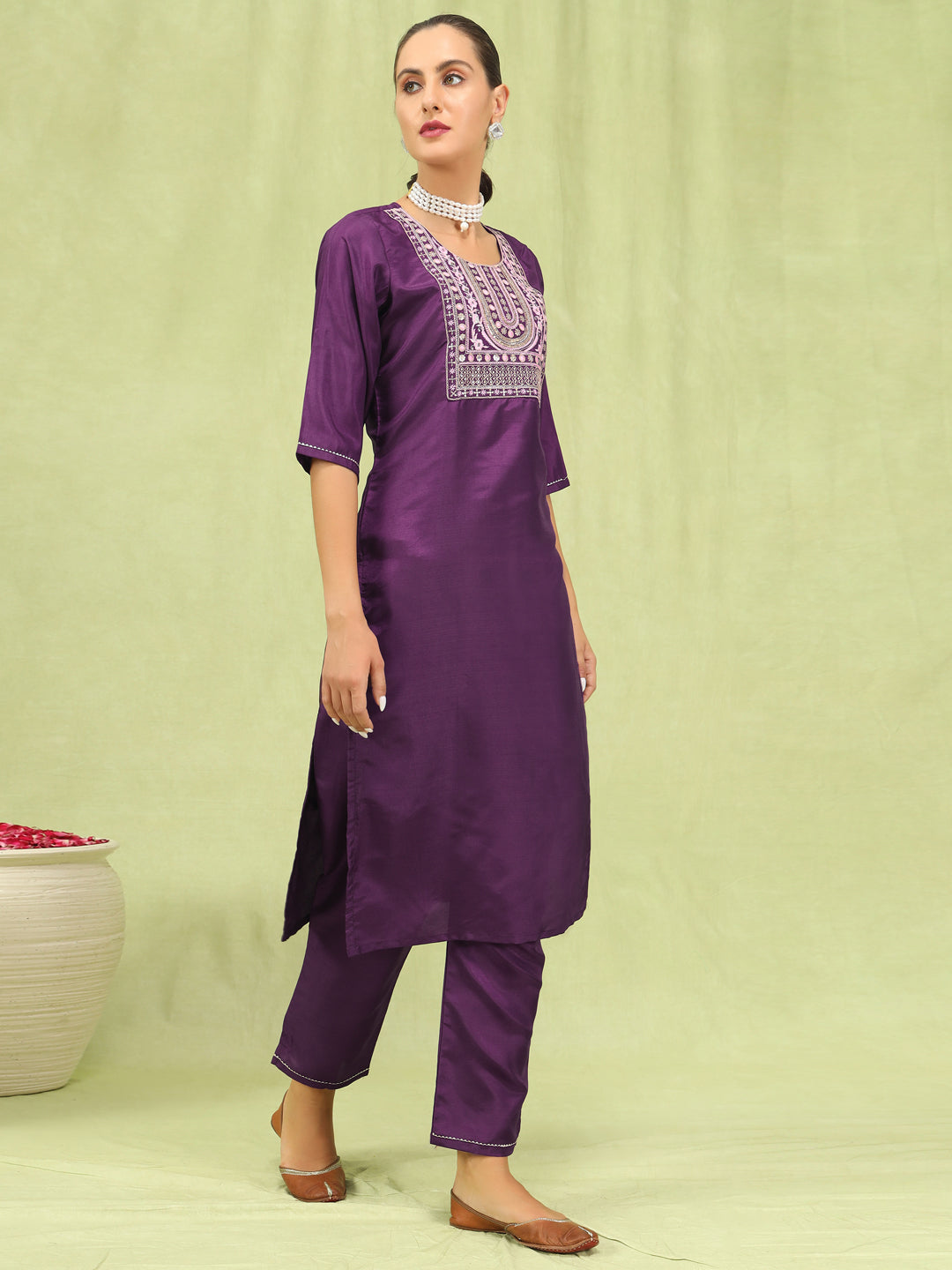 VredeVogel  Women Kurta and Trousers Pant Set Silk Blend