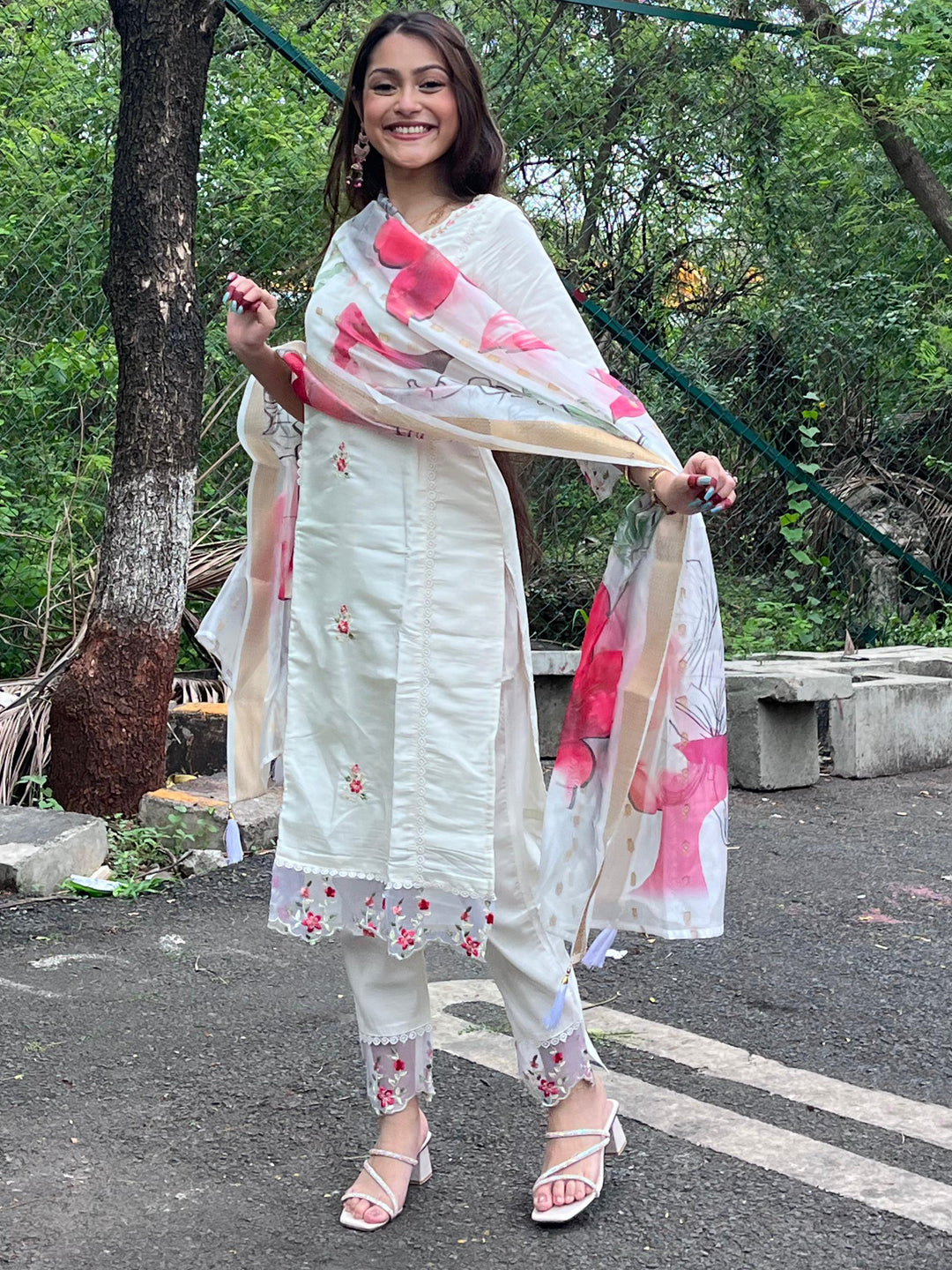 VredeVogel Viscose Roman Silk Calf Length Kurta Set Dupatta