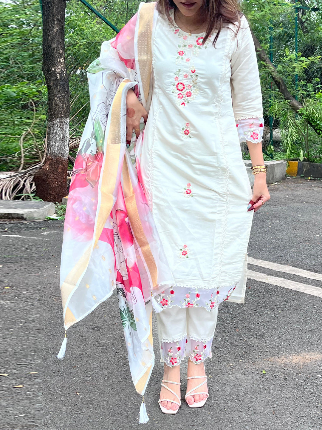 VredeVogel Viscose Roman Silk Calf Length Kurta Set Dupatta