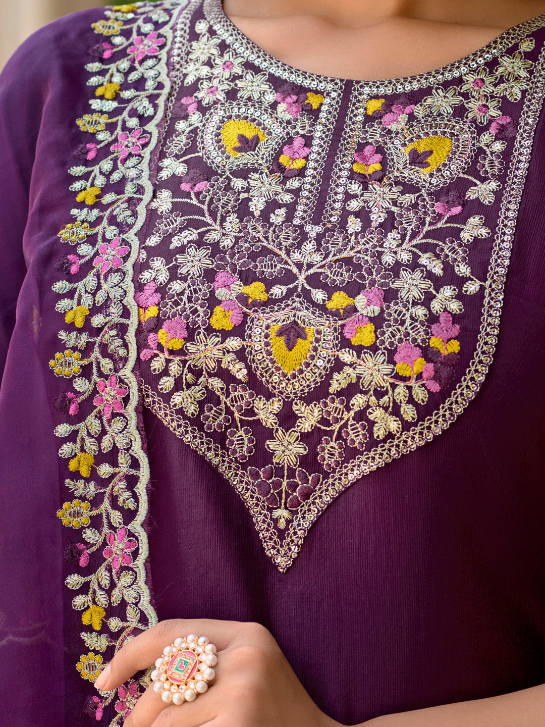 VredeVogel Viscose Rayon Kurta and Pant