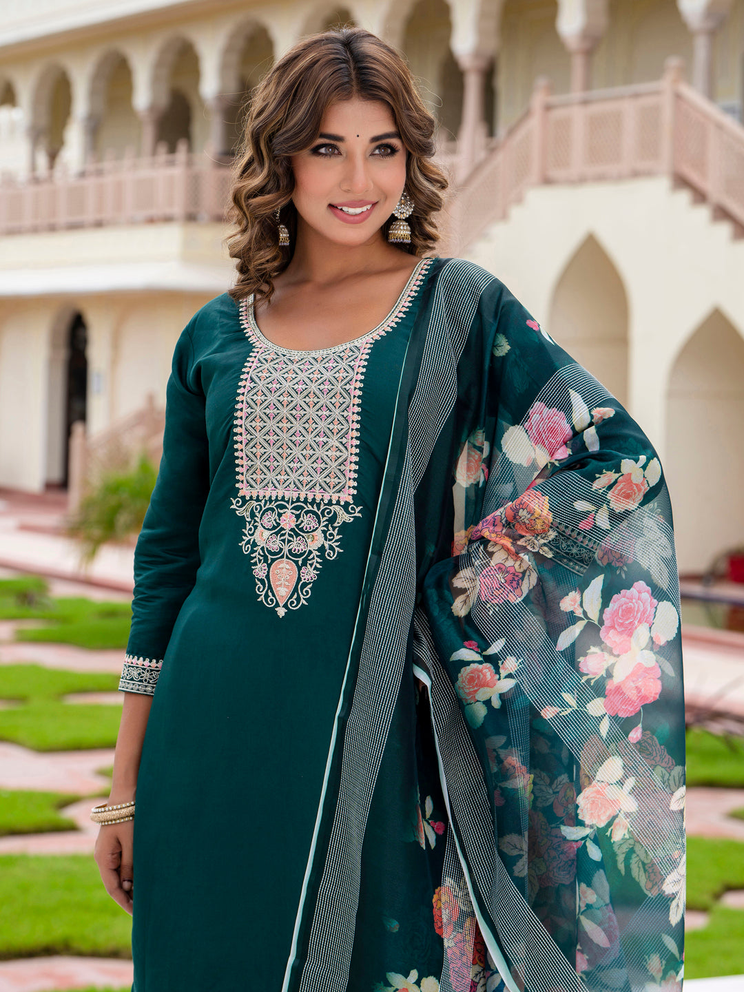 VredeVogel Women’s Viscose Roman Silk Embroidery Straight Kurta Pant with Dupatta Set