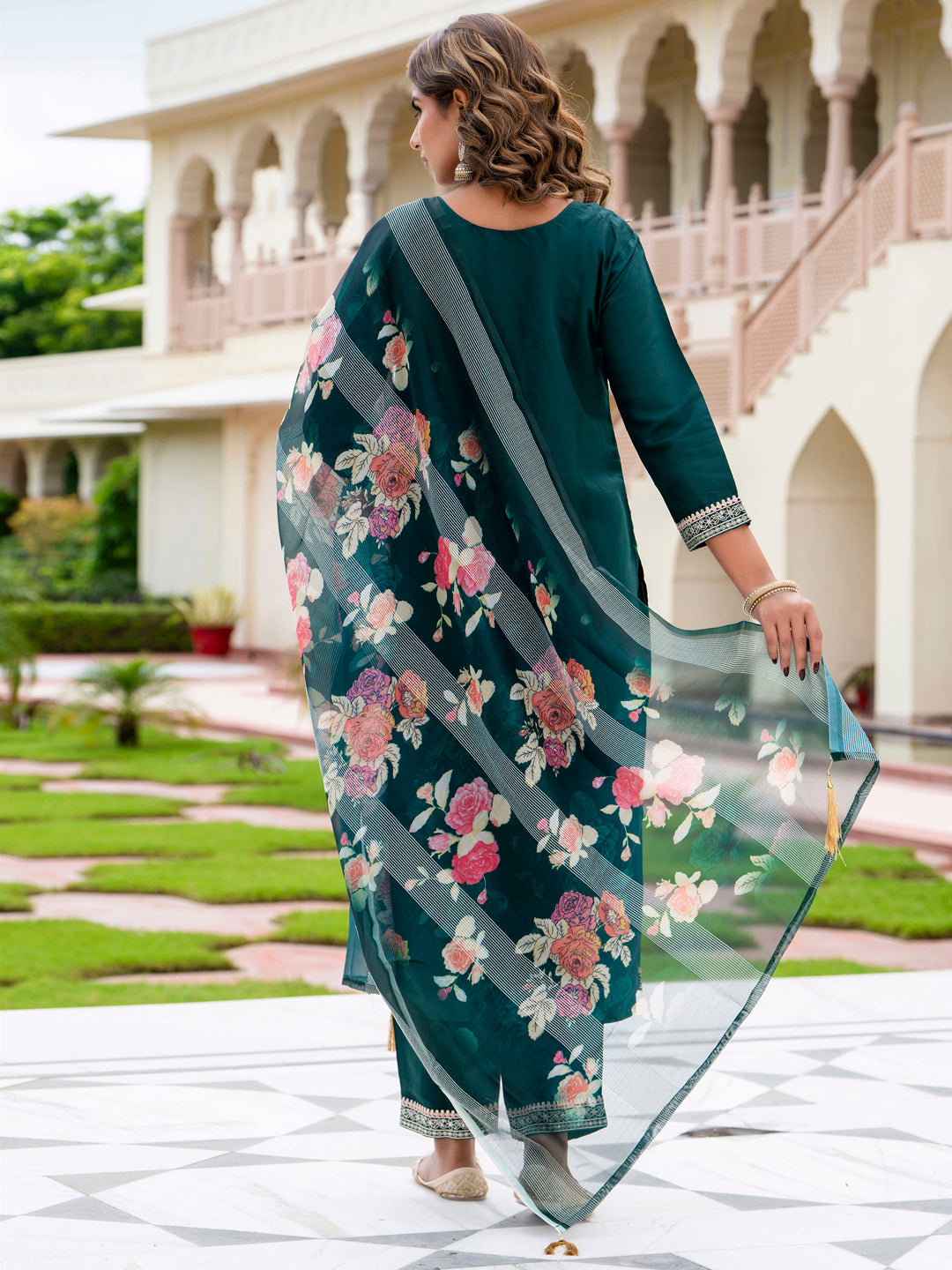 VredeVogel Women’s Viscose Roman Silk Embroidery Straight Kurta Pant with Dupatta Set