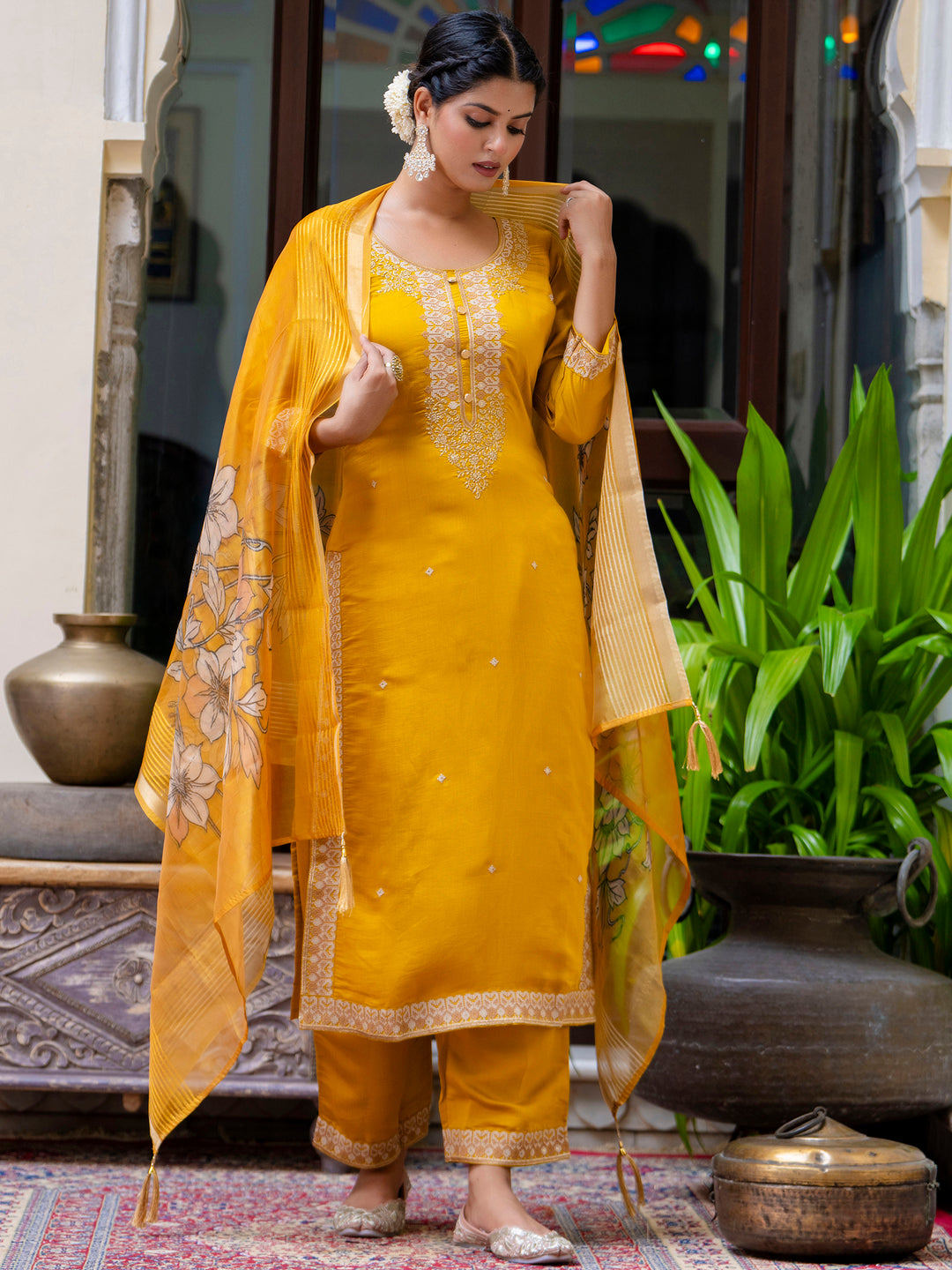 VredeVogel Women’s Viscose Roman Silk Embroidery Straight Kurta Pant with Dupatta Set