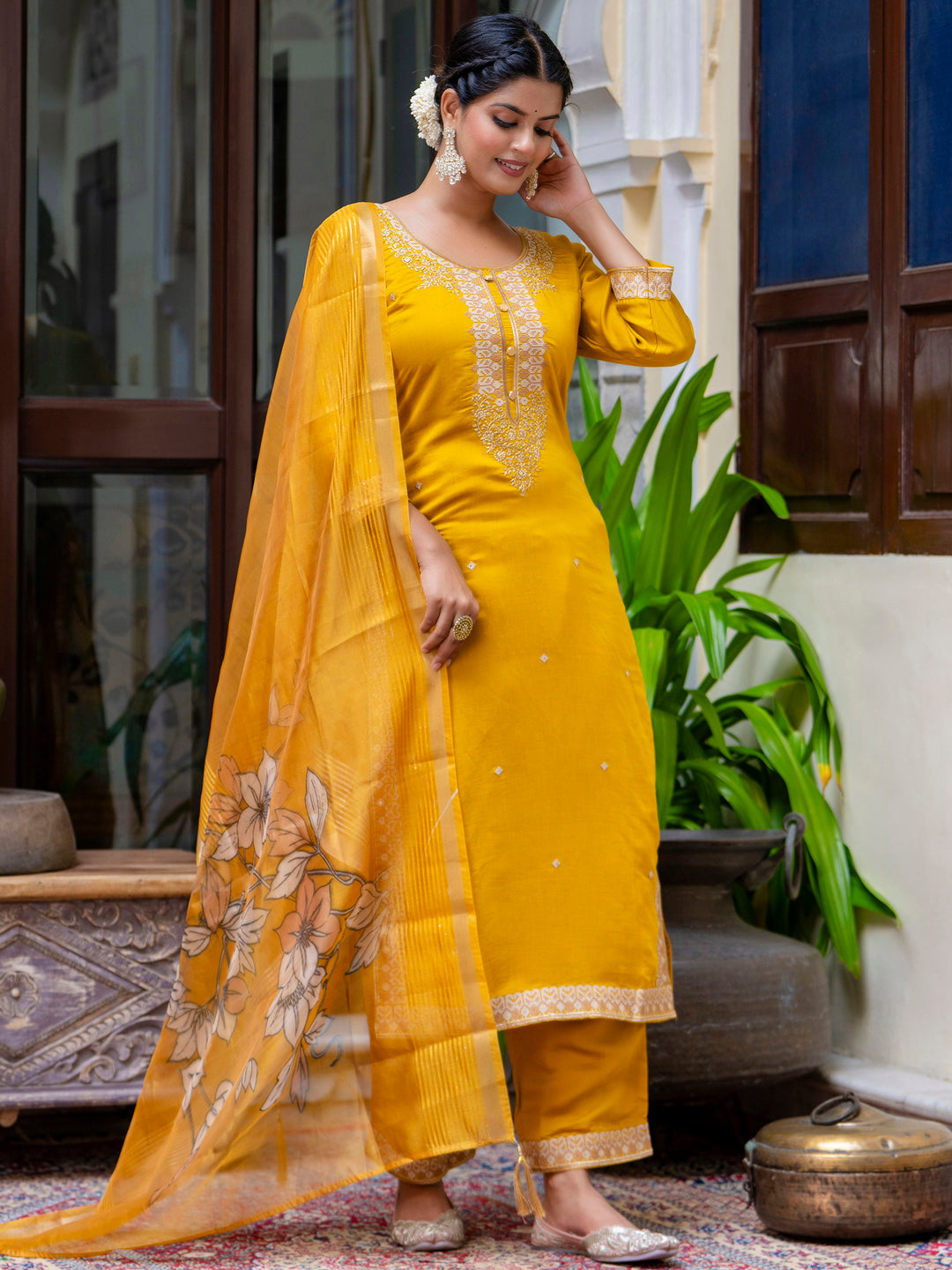 VredeVogel Women’s Viscose Roman Silk Embroidery Straight Kurta Pant with Dupatta Set