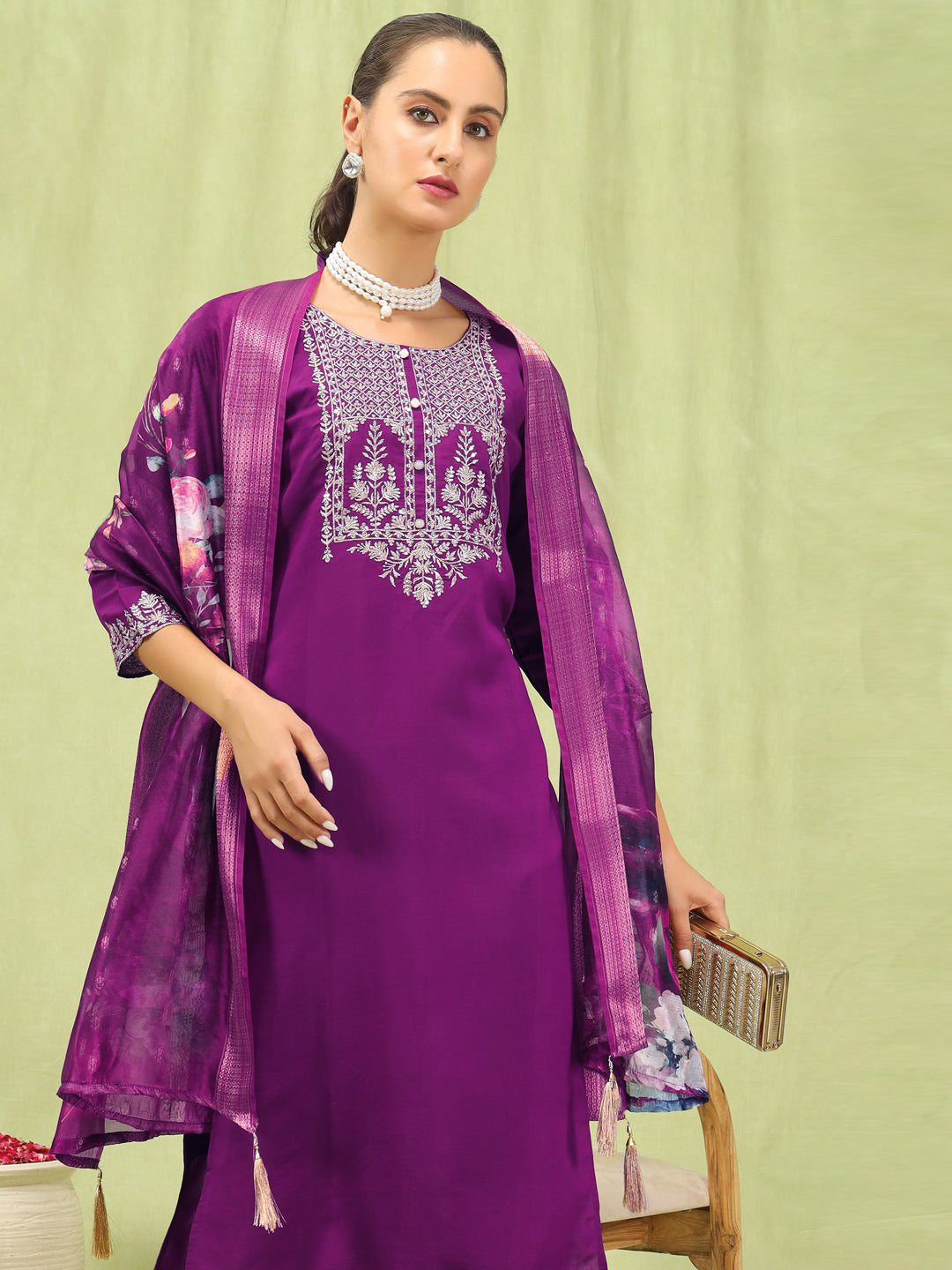 VredeVogel Women’s Viscose Roman Silk Embroidery Straight Kurta Pant with Dupatta Set