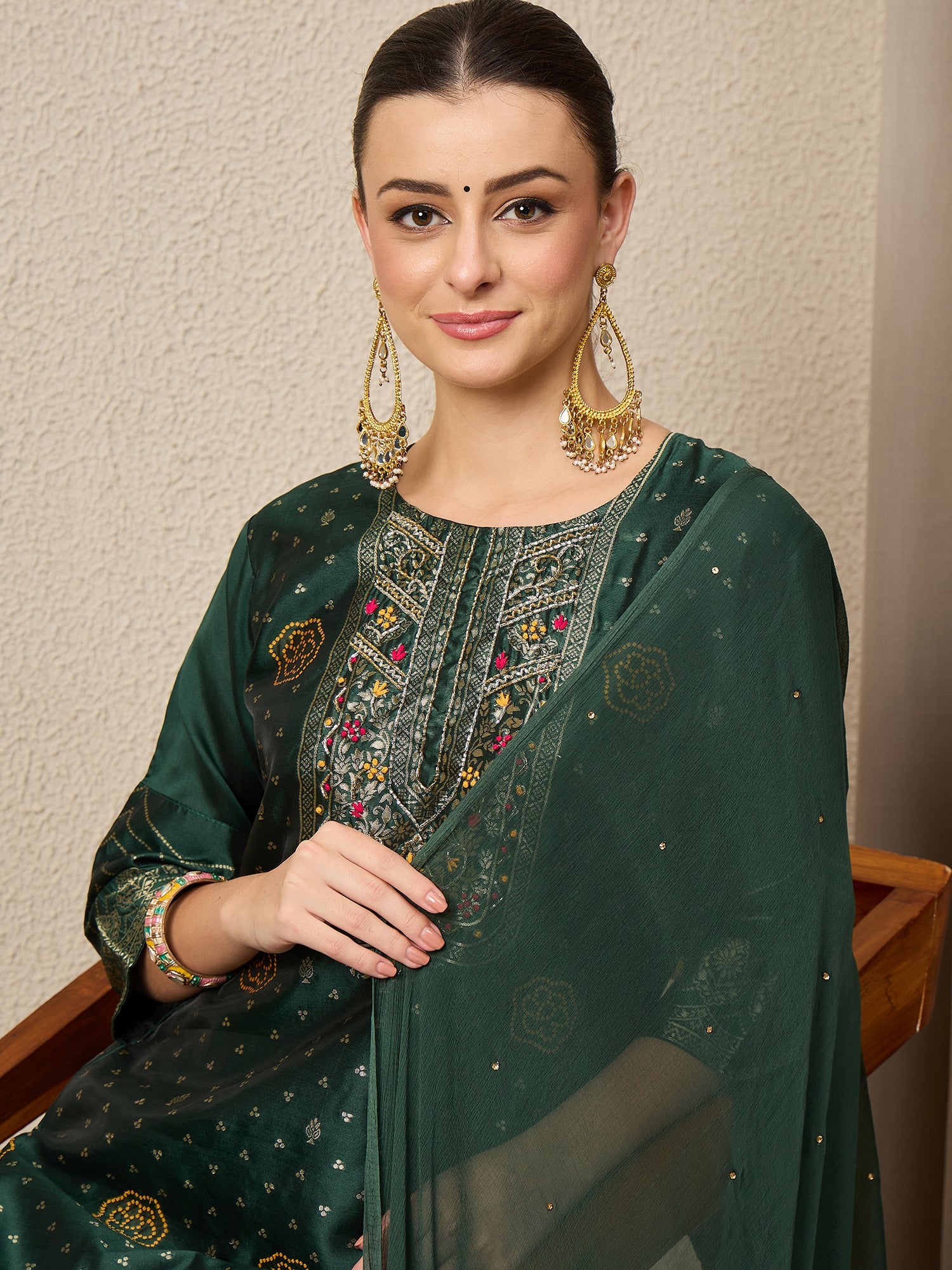 Festivibe Green Women Cotton Silk Blend Straight Suit Set with Handwork