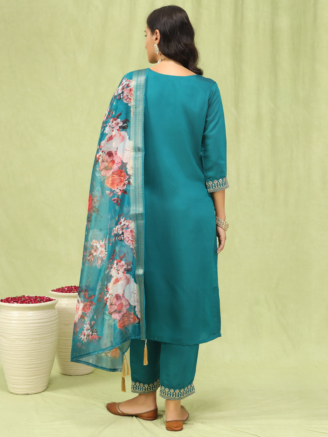 VredeVogel Women’s Viscose Roman Silk Embroidery Straight Kurta Pant with Dupatta Set
