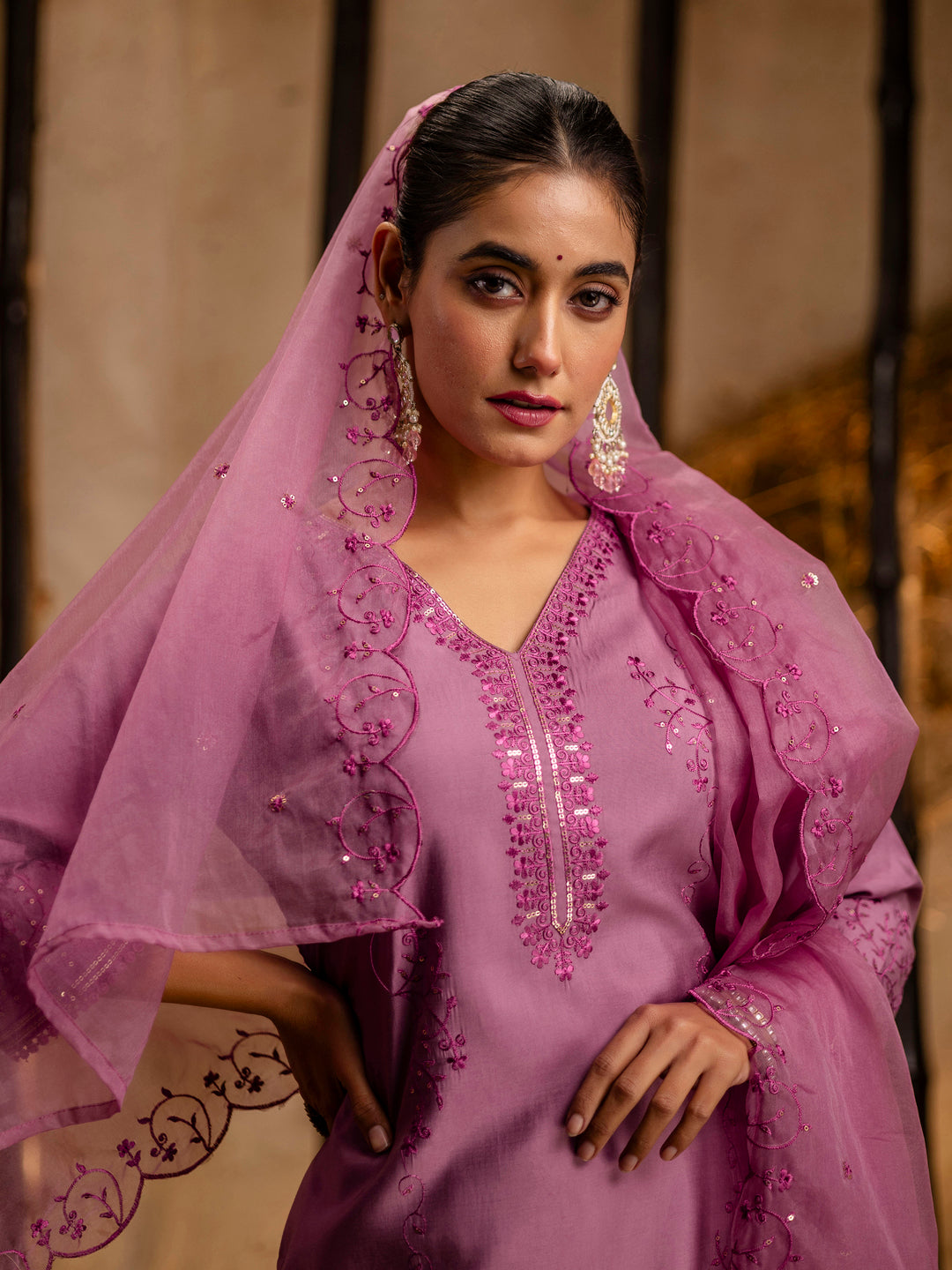 VredeVogel Silk Blend Women Embroidered Kurta And Pant Set With Dupatta Kurta Set For Women