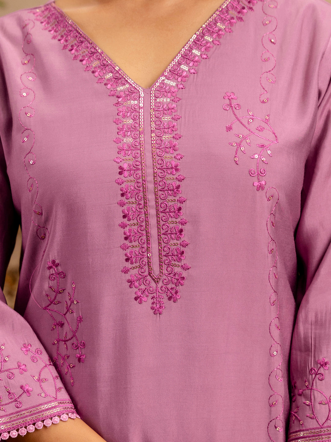 VredeVogel Silk Blend Women Embroidered Kurta And Pant Set With Dupatta Kurta Set For Women