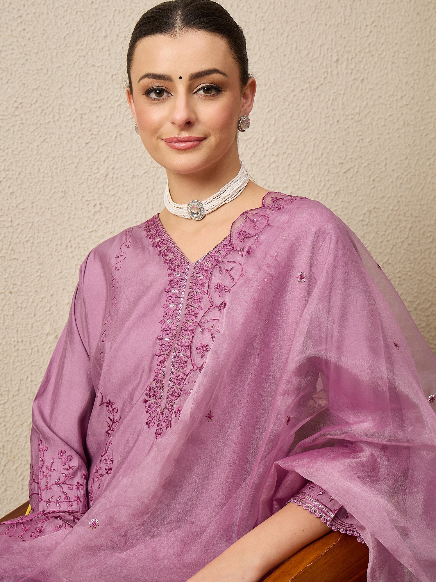 Nayika Lavender Women Silk Blend Kurta and Trousers Pant Set