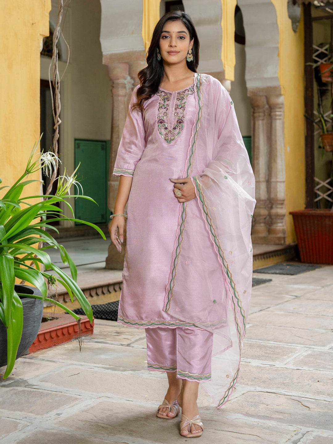 Ruhvani Women Silk Blend Kurta Pant Dupatta Set