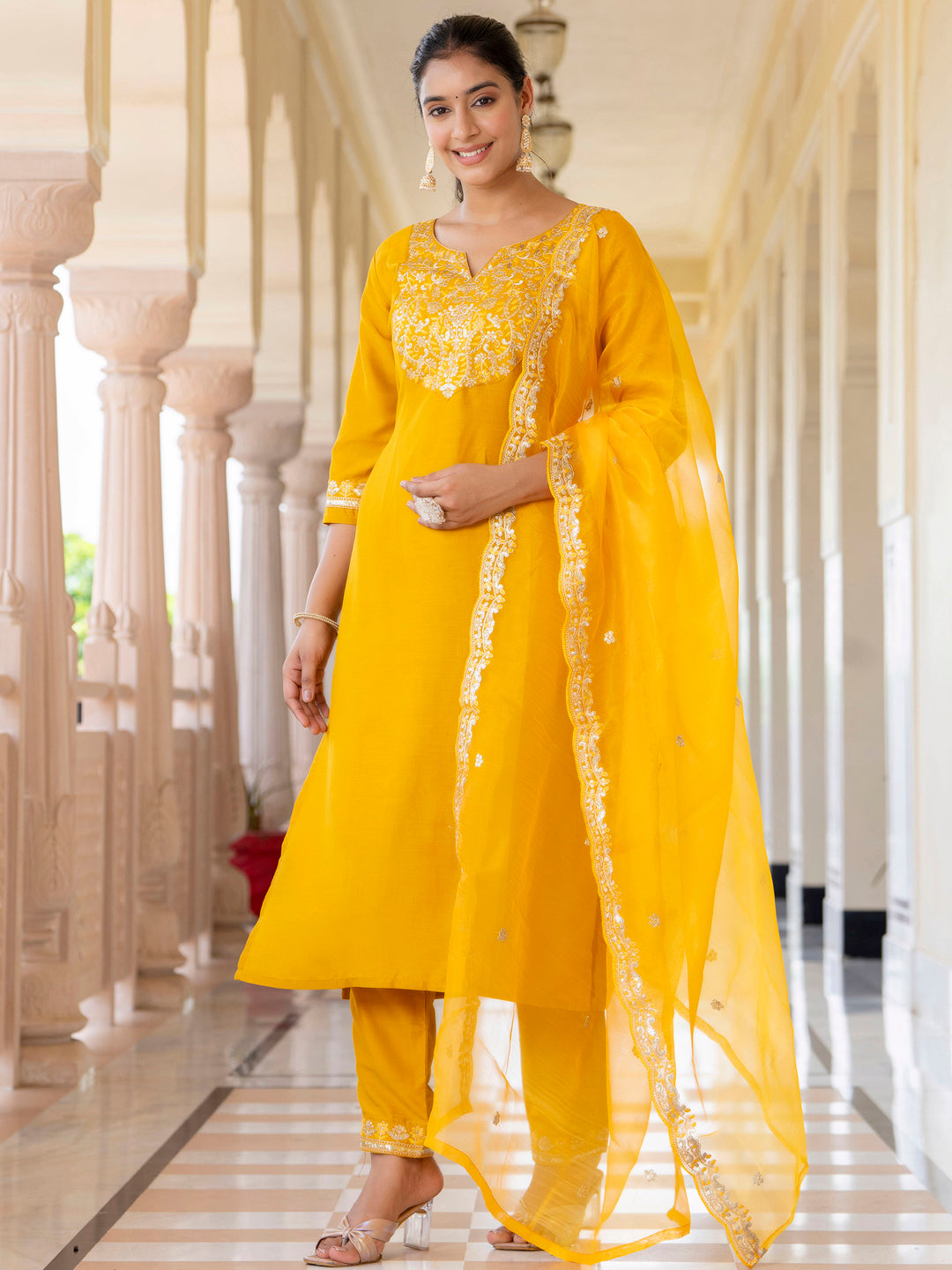 VredeVogel Viscose Rayon Kurta and Pant