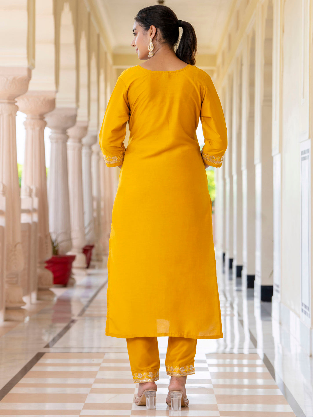 VredeVogel Viscose Rayon Kurta and Pant