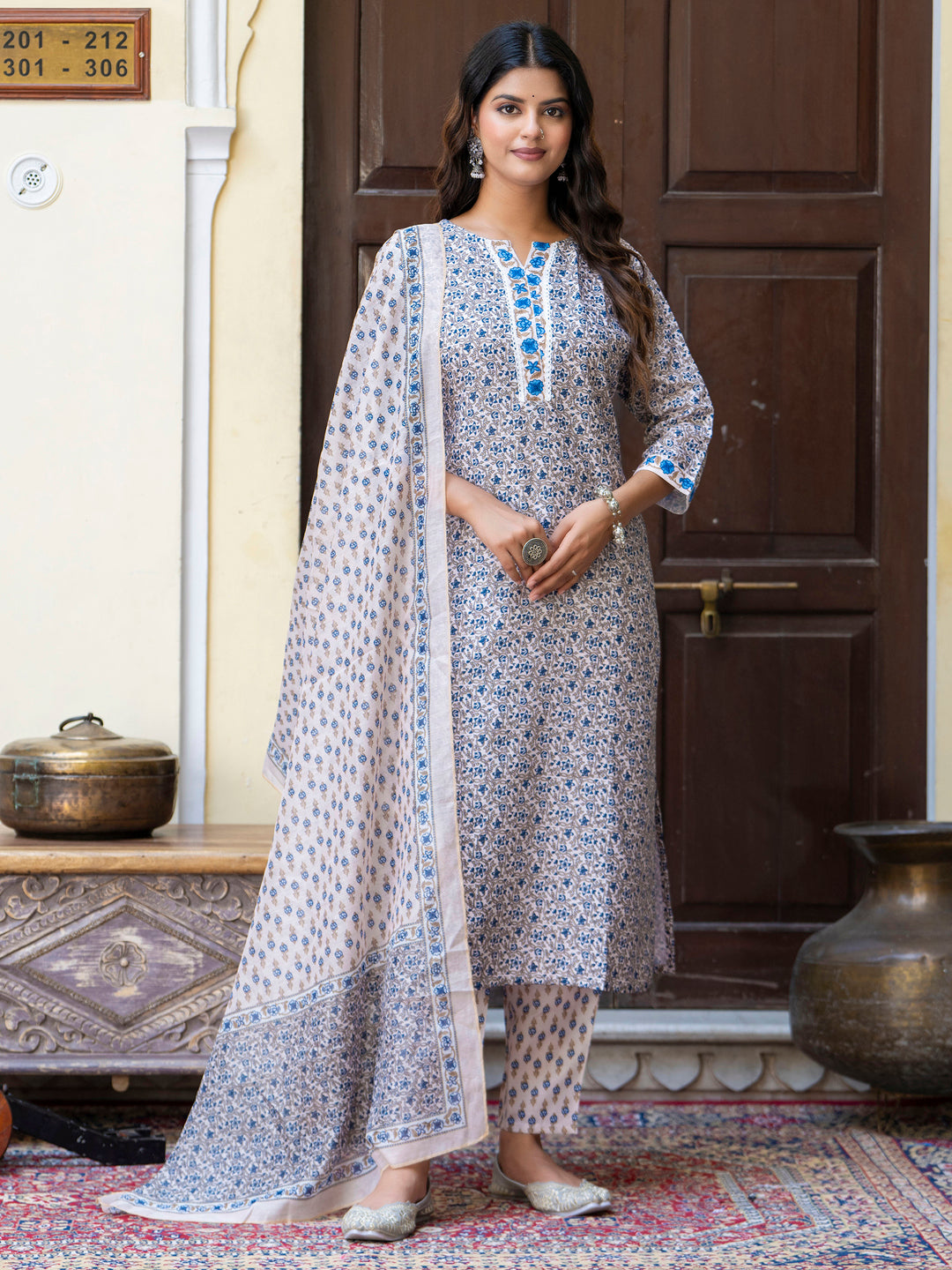 VredeVogel  Women Cotton Blend Kurta Pant Dupatta Set