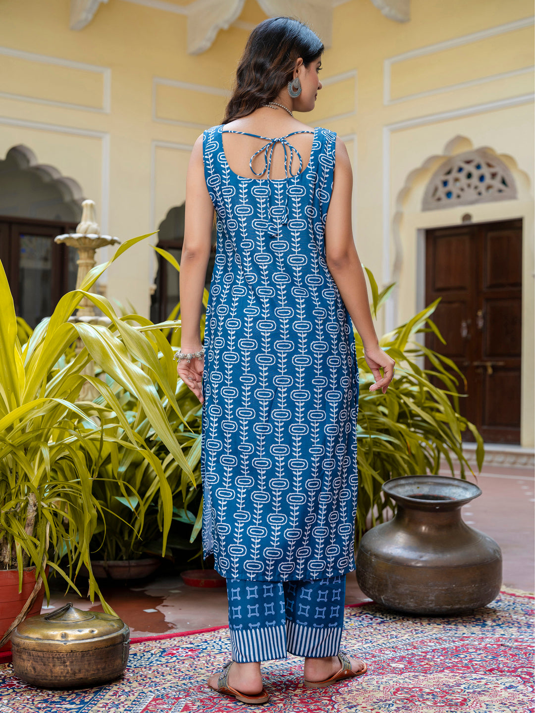 VredeVogel  Women Cotton Blend Kurta Pant Dupatta Set