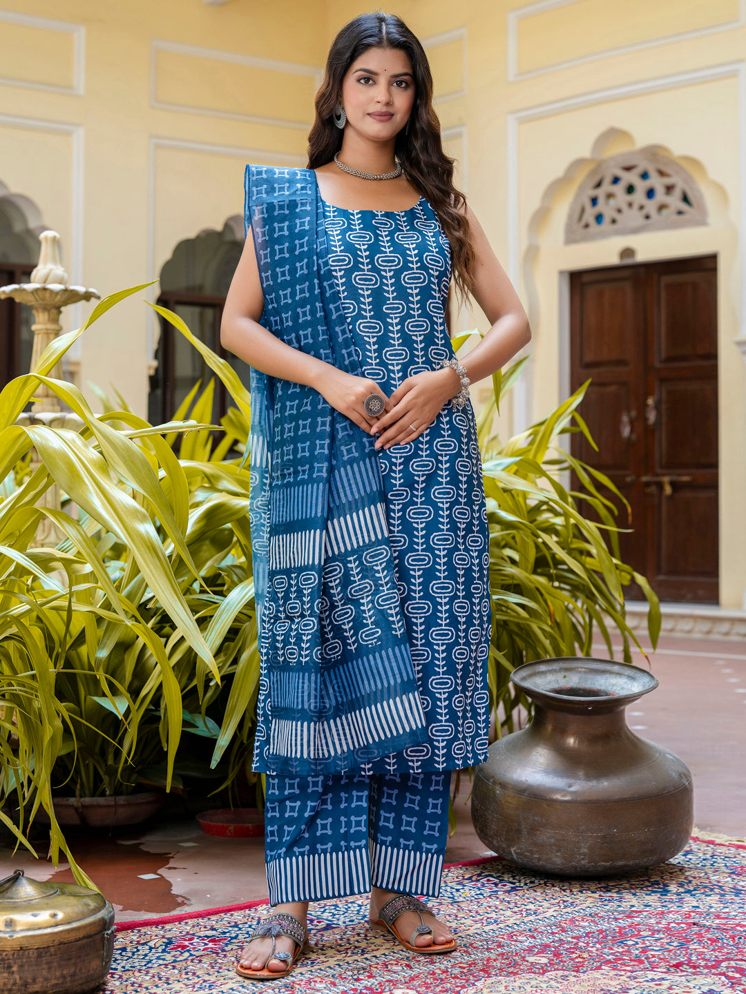 VredeVogel  Women Cotton Blend Kurta Pant Dupatta Set