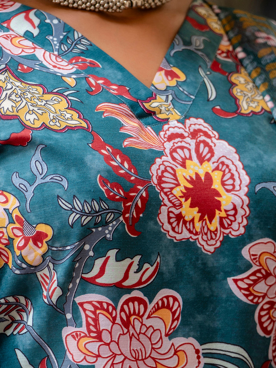 VredeVogel  Women Cotton Blend Kurta Pant Dupatta Set