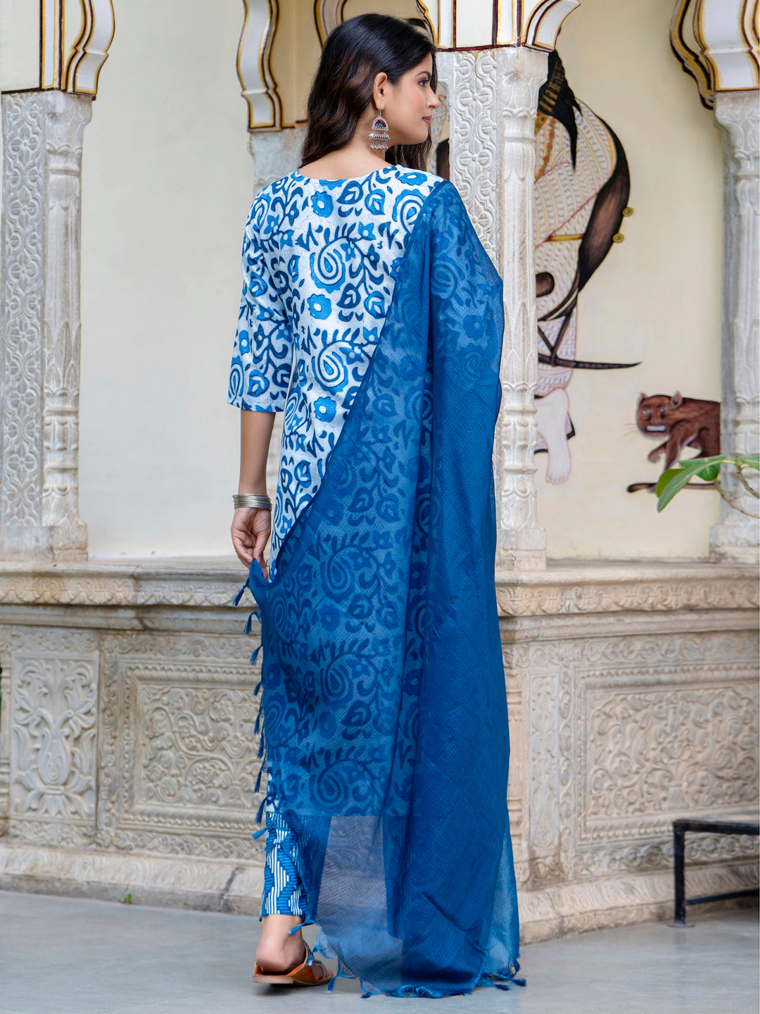 VredeVogel  Women Cotton Blend Kurta Pant Dupatta Set