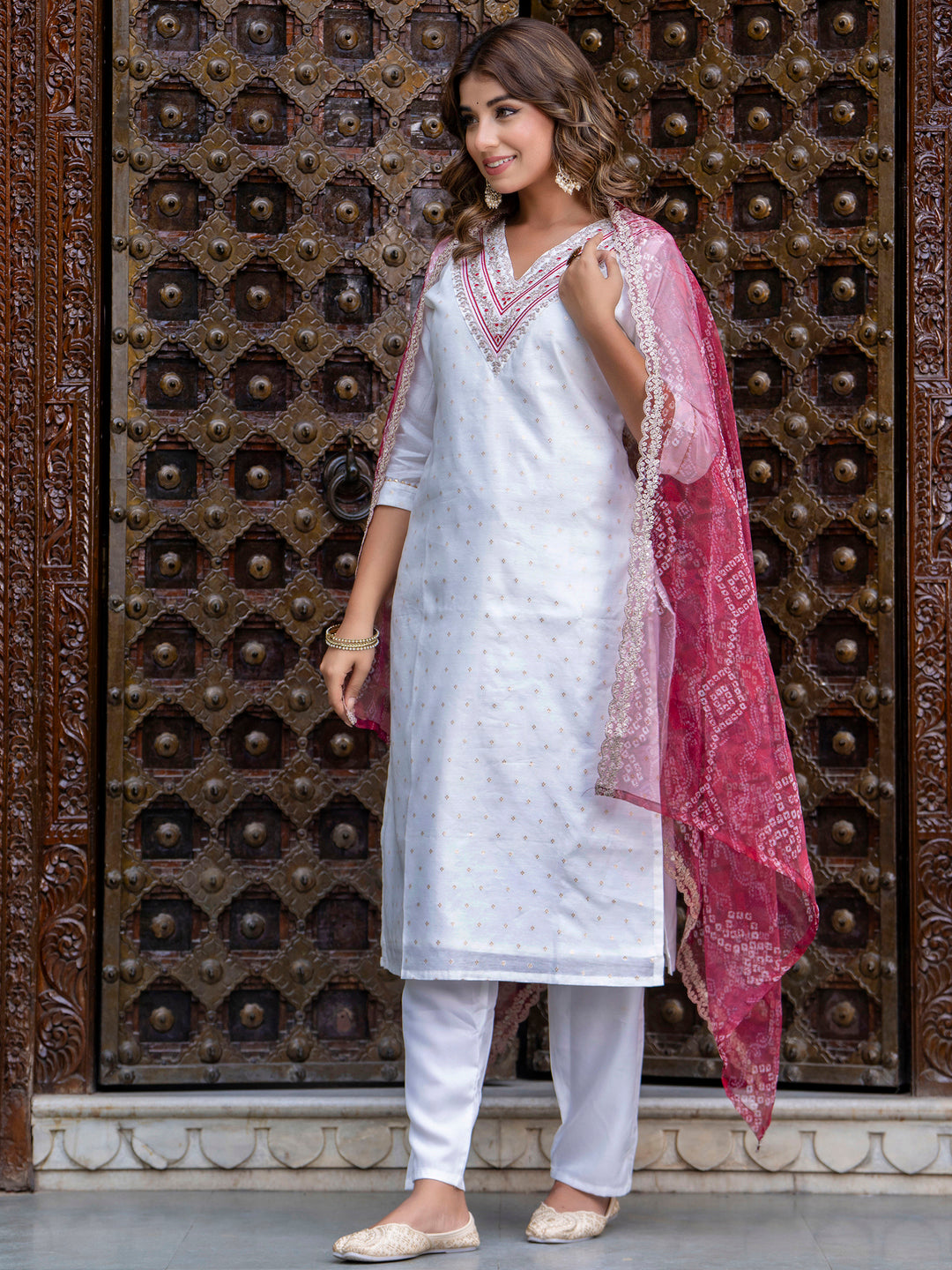 VredeVogel Women Chanderi Kurta & Pant Dupatta Set