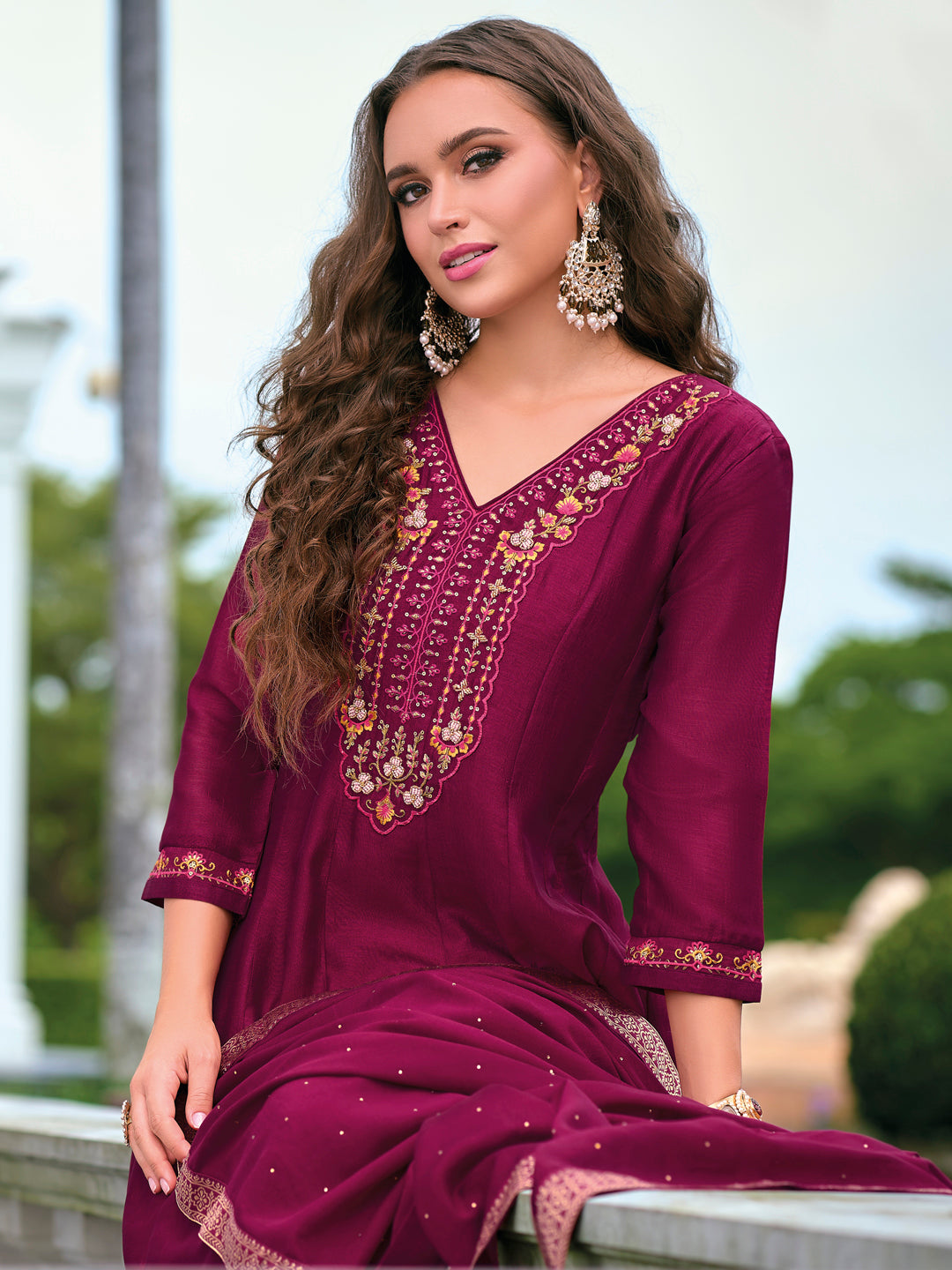 VredeVogel  Women Silk Blend Kurta Pant Dupatta Set