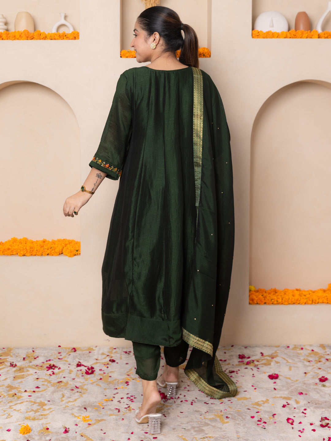 Palavi Green Women Silk Blend Anarkali Kurta Pant Dupatta Set