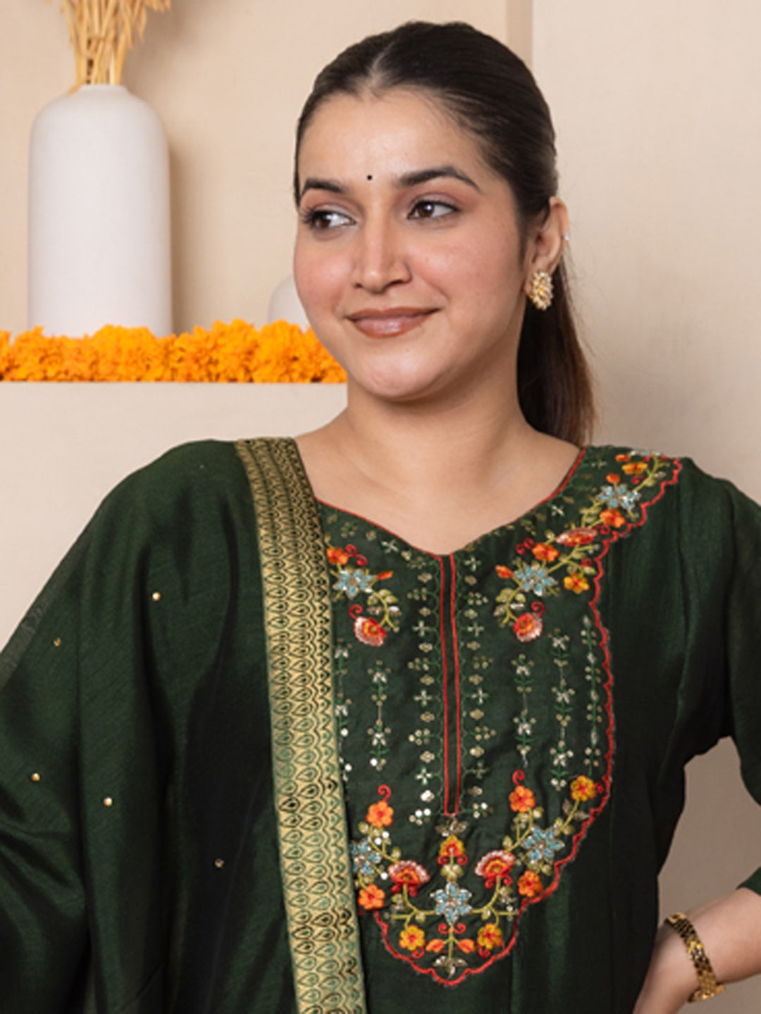 Palavi Green Women Silk Blend Anarkali Kurta Pant Dupatta Set