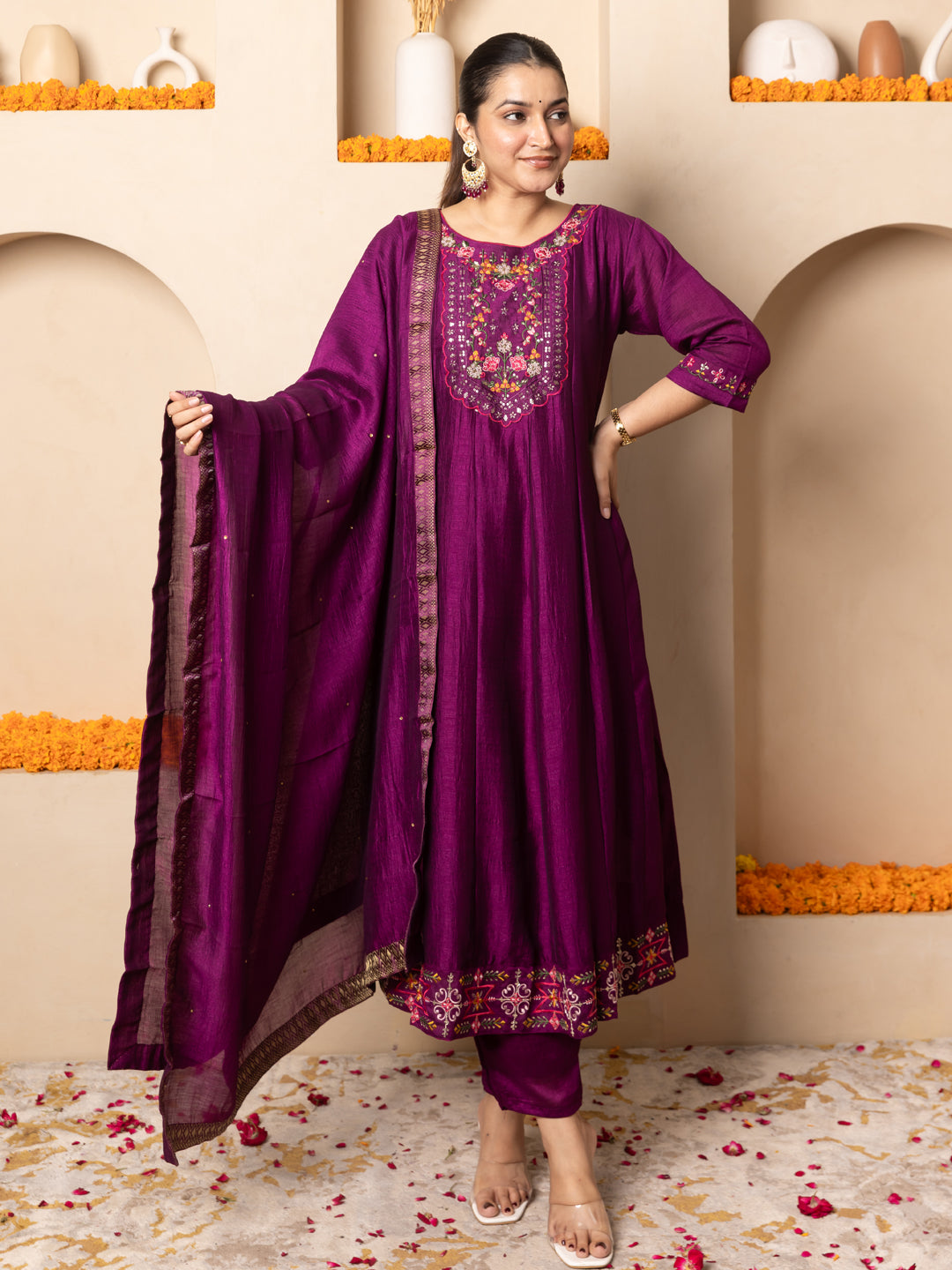 Kritavi Purple Women Silk Blend Kurta Pant Dupatta Set