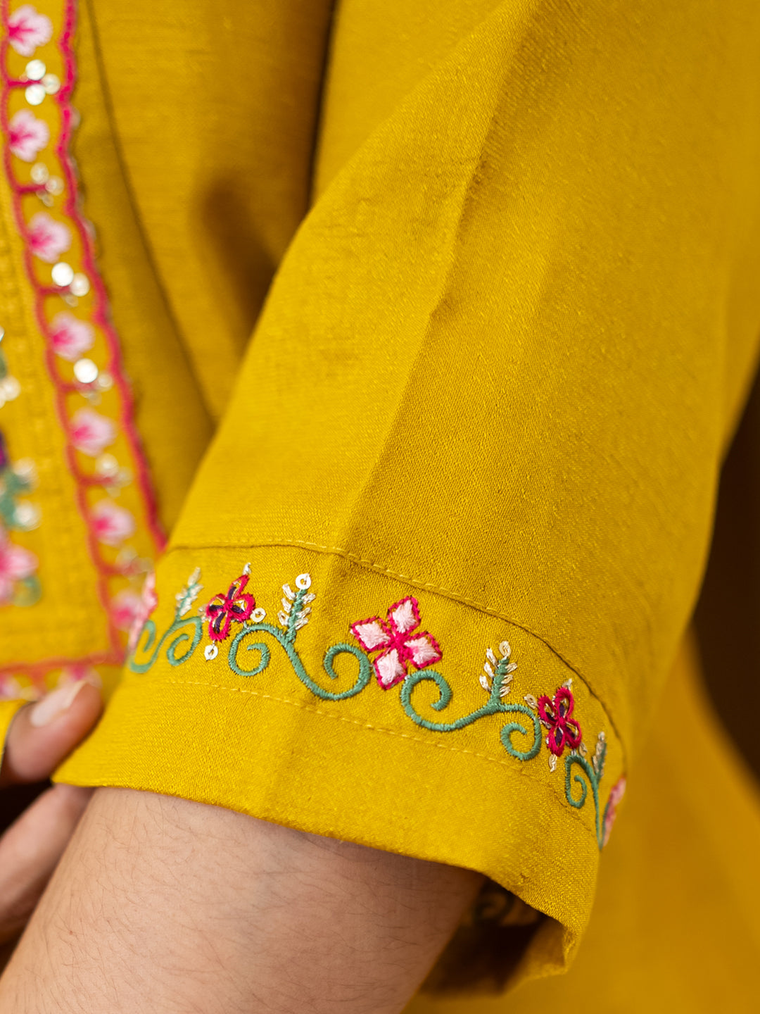 Saadhvi Yellow Women Silk Blend Kurta Pant Dupatta Set
