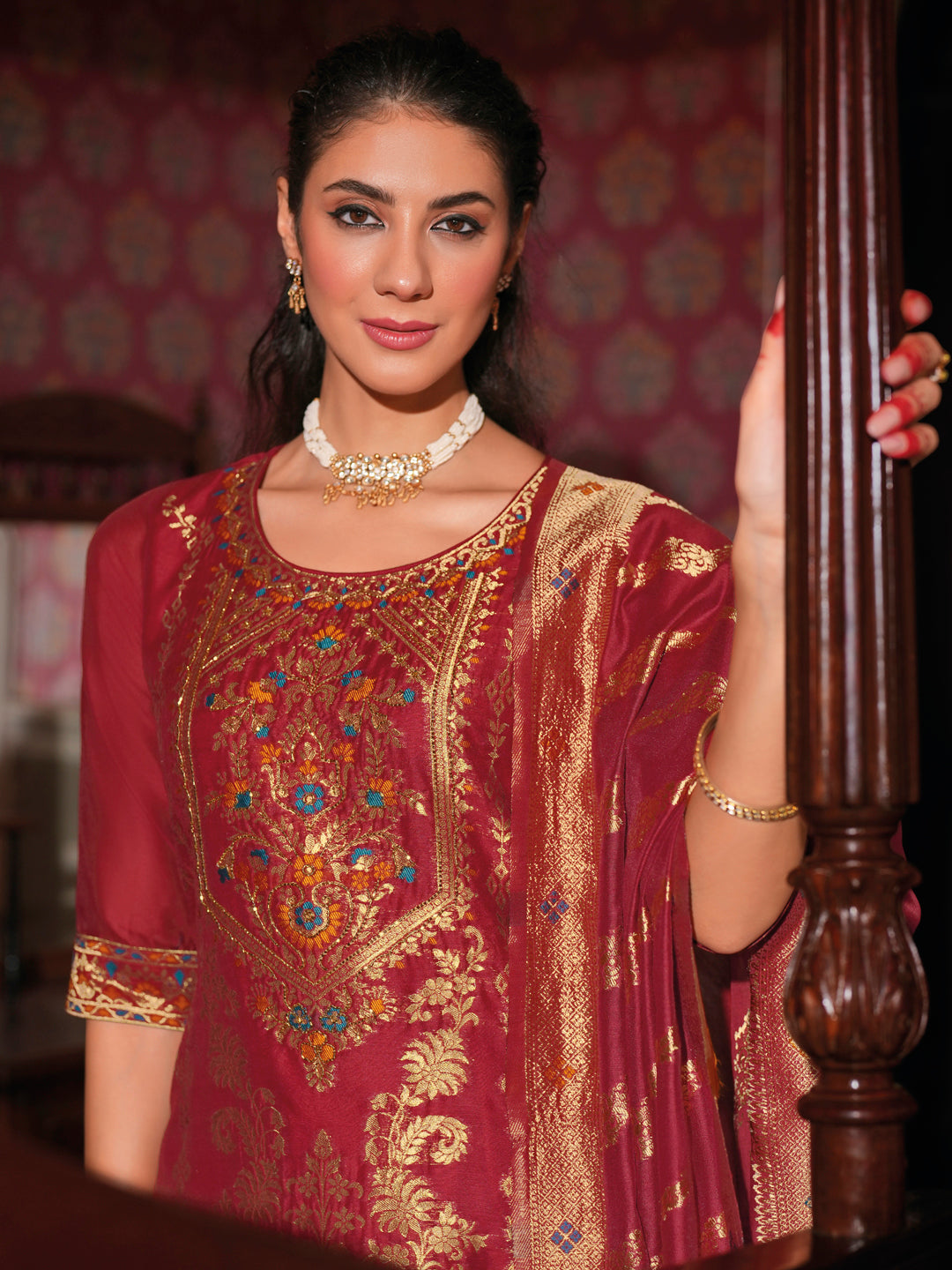 VredeVogel Women Silk Blend Kurta Pant Dupatta Set