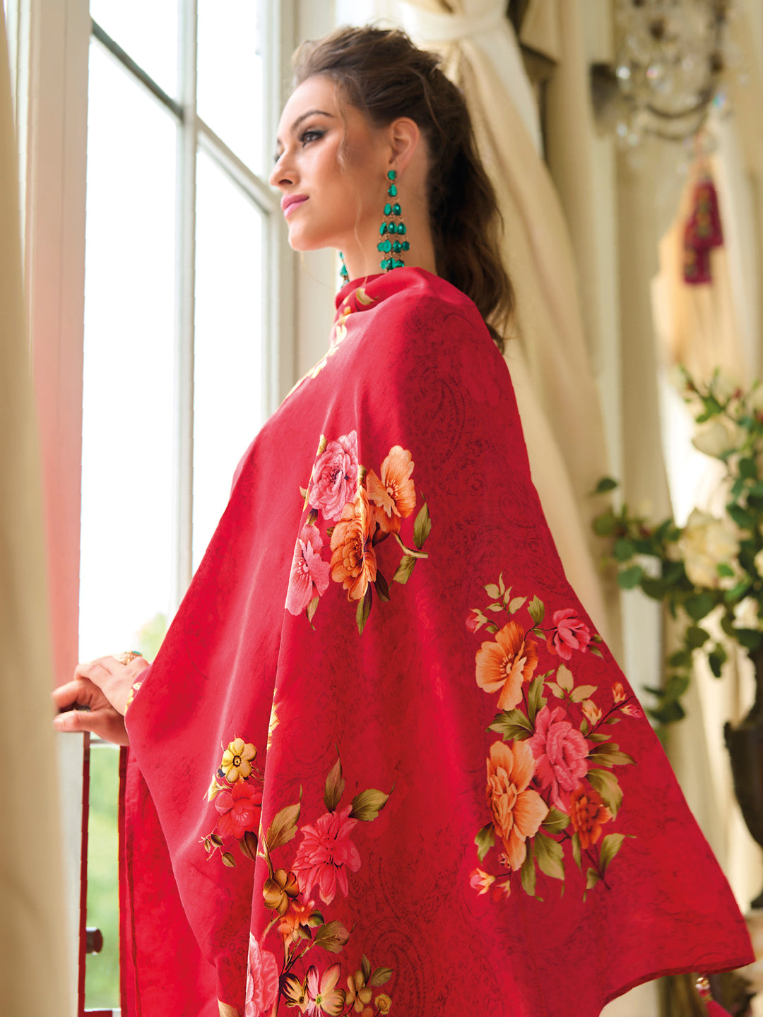 VredeVogel Women Silk Blend Kurta Pant Dupatta Set