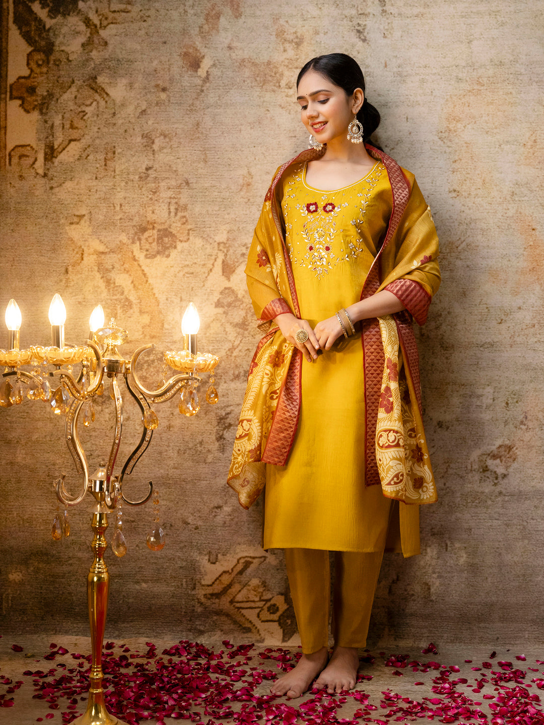 VredeVogel Women Kurta and Pant Sets Simar Silk fabric