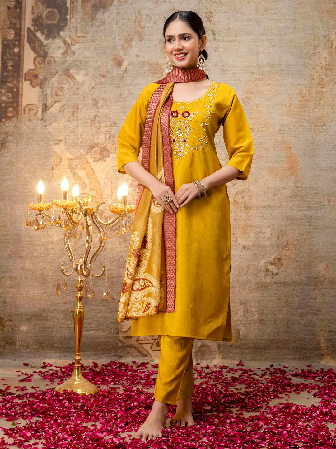 VredeVogel Women Kurta and Pant Sets Simar Silk fabric