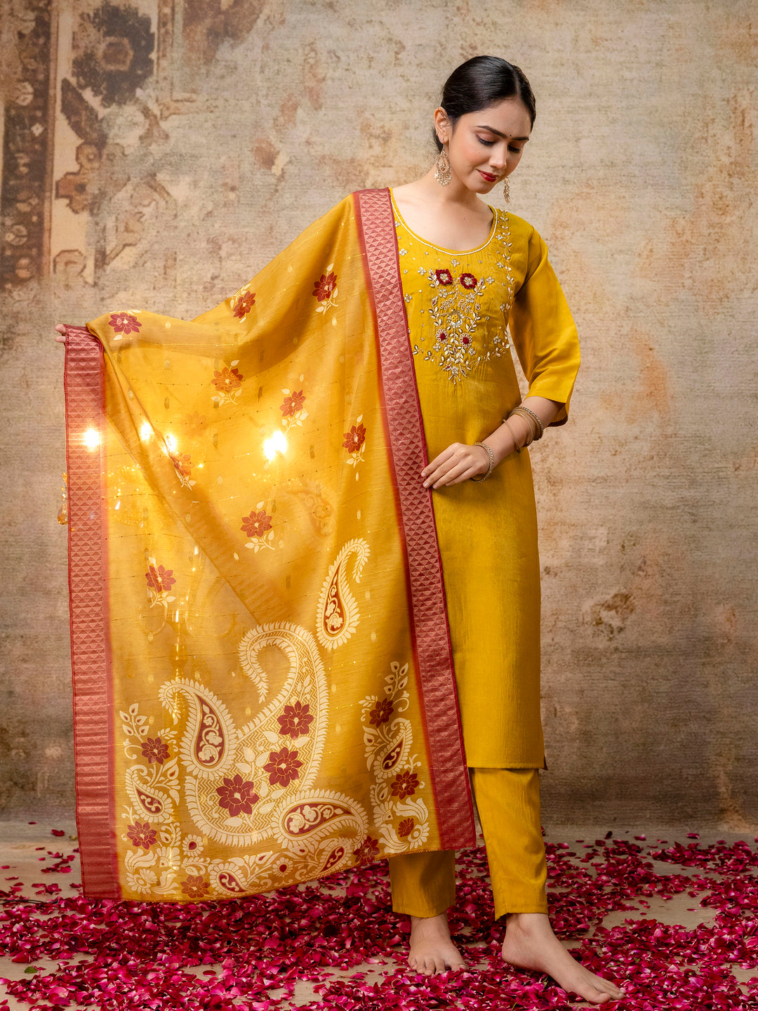 VredeVogel Women Kurta and Pant Sets Simar Silk fabric