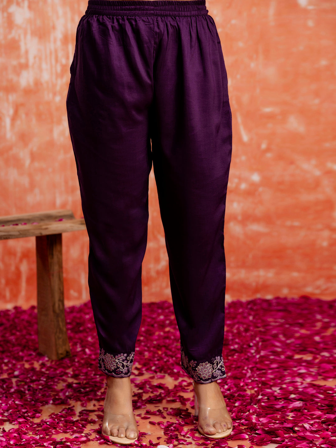 VredeVogel Women Kurta and Pant Sets Chanderi Silk Blend