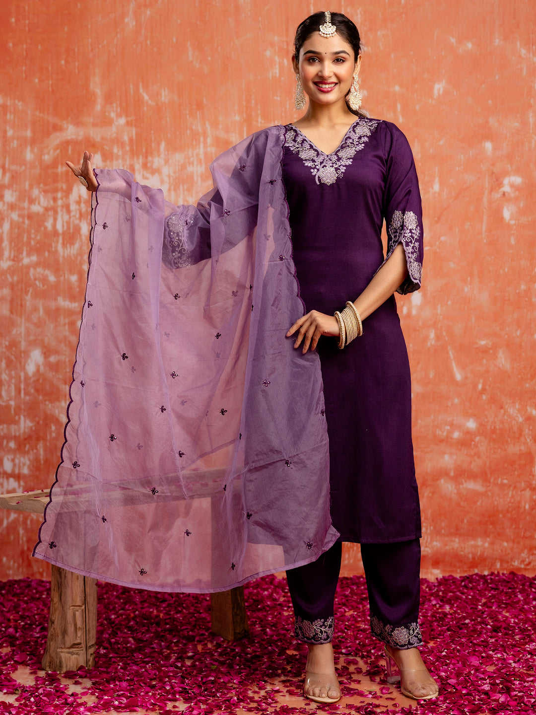 VredeVogel Women Kurta and Pant Sets Chanderi Silk Blend