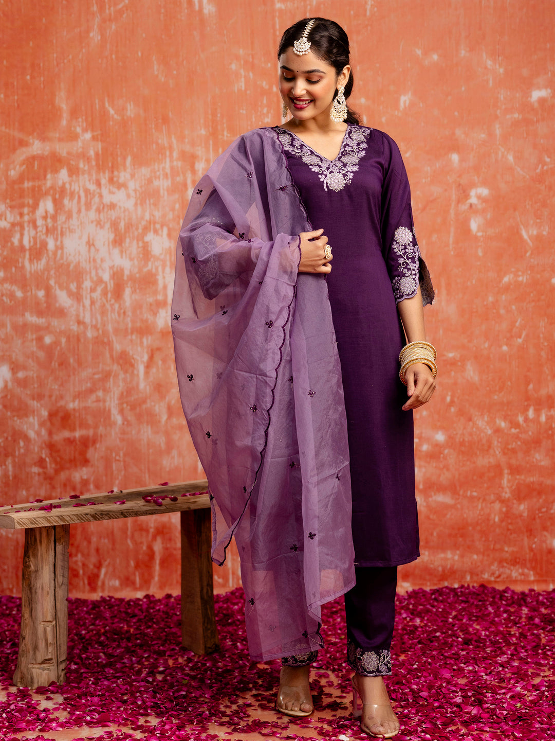 VredeVogel Women Kurta and Pant Sets Chanderi Silk Blend