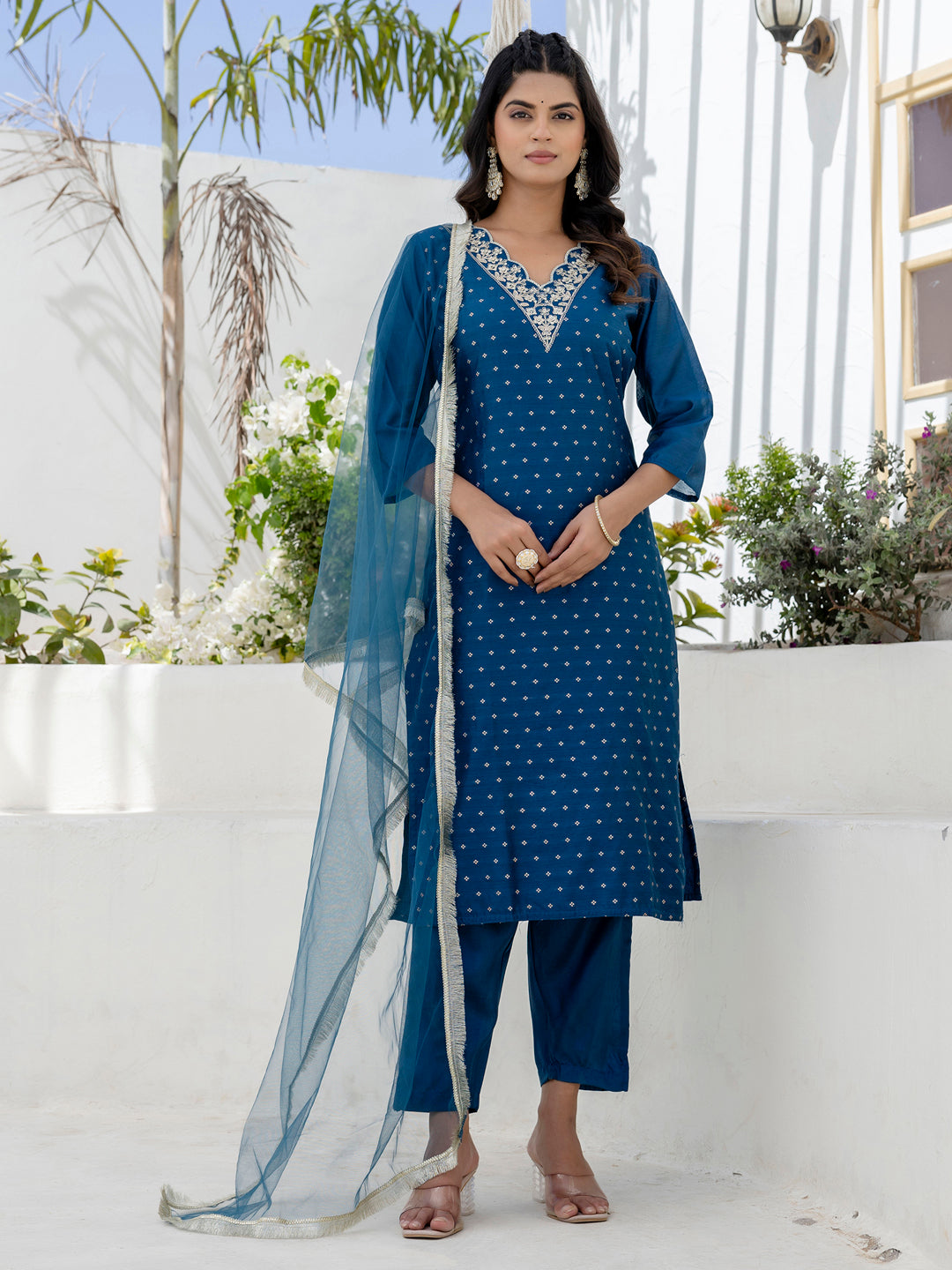 Akrita Women Silk Blend Kurta Pant Dupatta Set