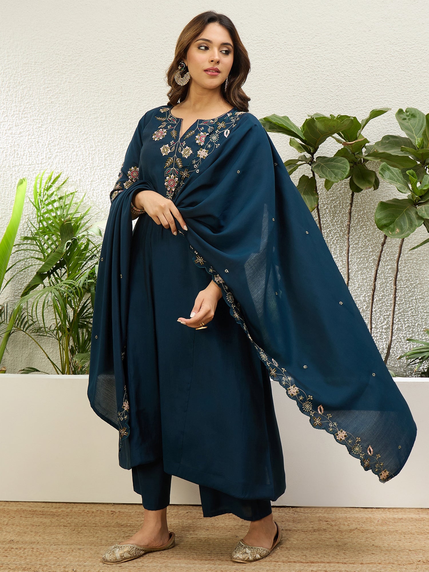 Charvi Women's Nevy Blue Embroidered Yoke Design Kurta Pant Set