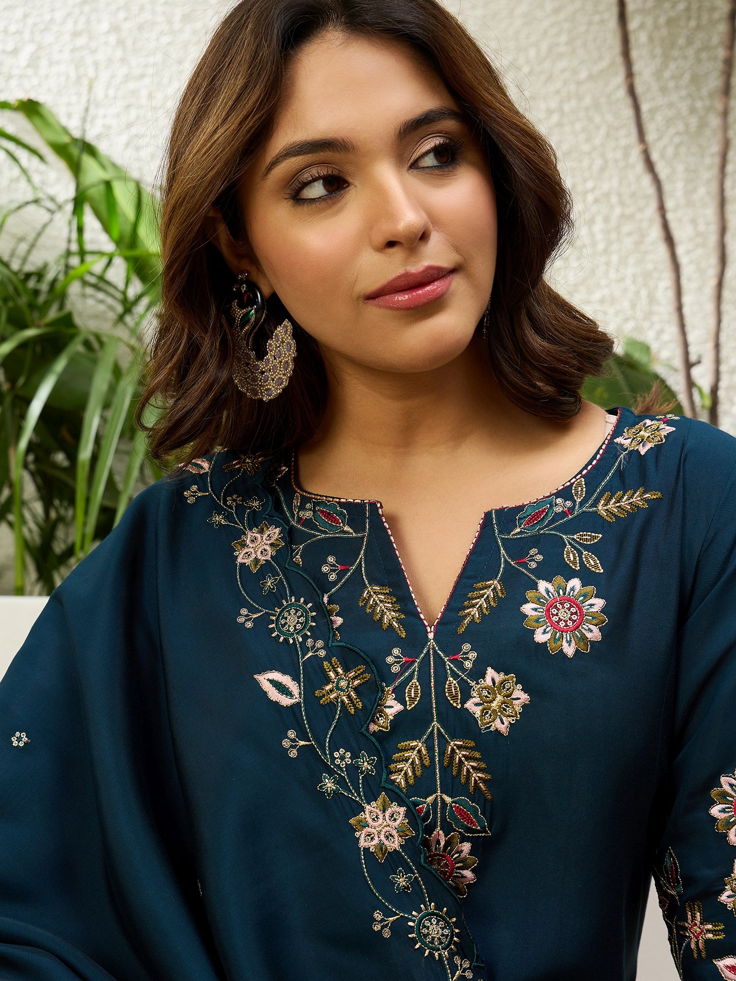 Charvi Women's Nevy Blue Embroidered Yoke Design Kurta Pant Set