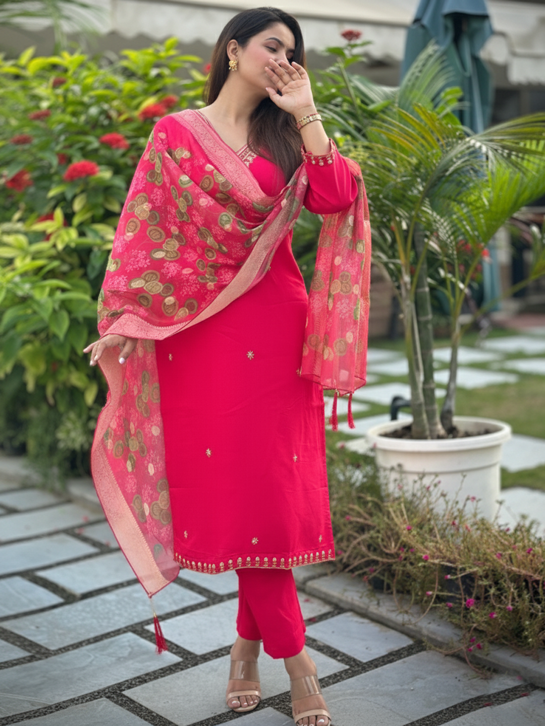 Neena Pink Embroidered Women Kurta Sets With Dupatta Straight Suits