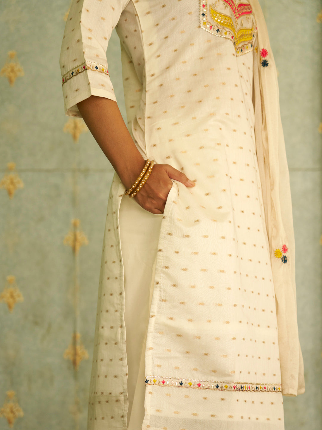 Myra Off White Embroidered Chanderi Silk Kurta Set with Embroidered Dupatta