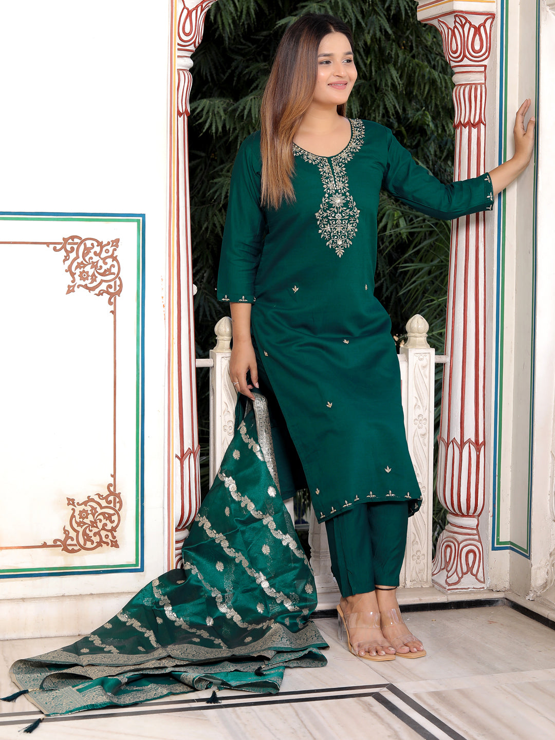 Neria Green Women Ethnic Motifs Embroidered Kurta with Trousers & Dupatta